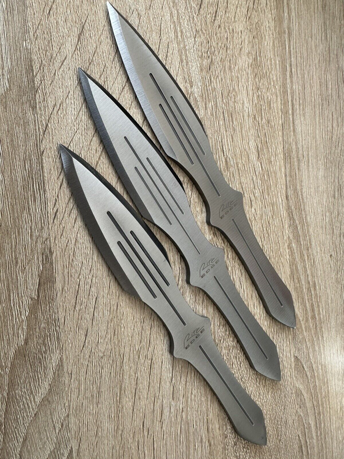 Silver Throwing Knives Set Spear Point Double Edge Heavy Gauge 10" Full Tang