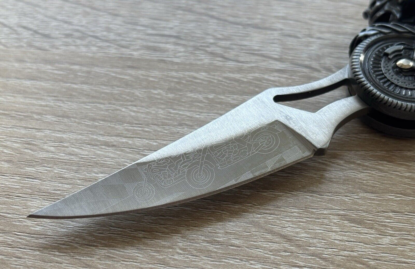 4” Folding Pocket Knife Motorcycle Design Novelty Display Collectible Skeleton