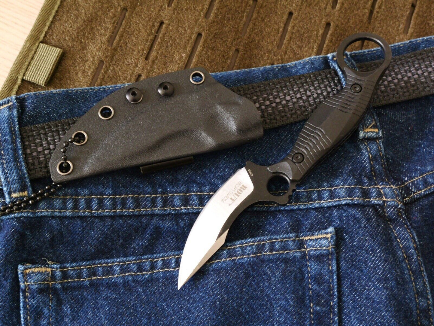 Horizontal Carry Fixed Blade Knife 19cm Overall Neck Knife Tactical 8CR13 Steel