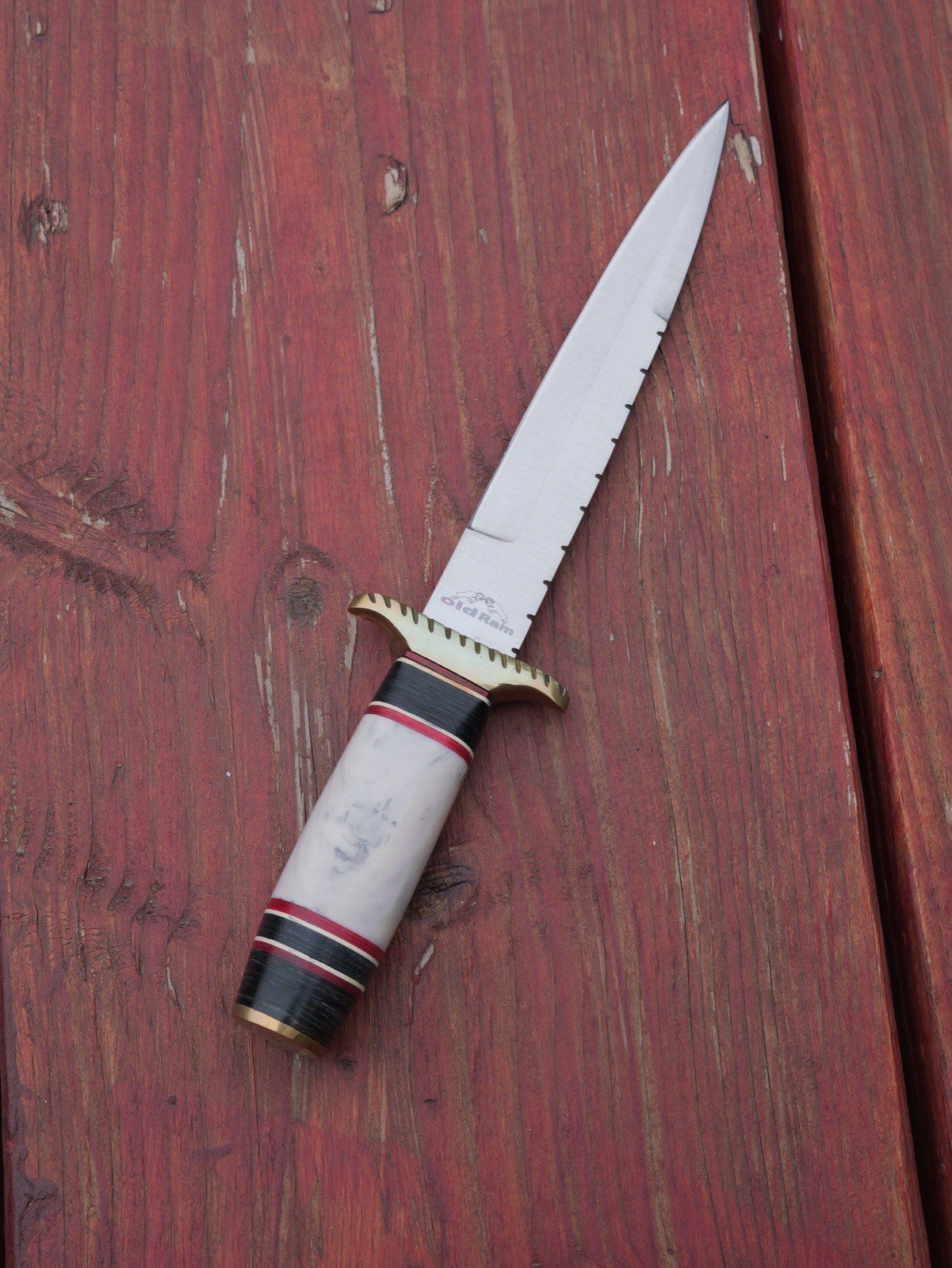 Fixed Blade Knife Dagger Style Spear Point 12” Leather Sheath Brass Resin Handle