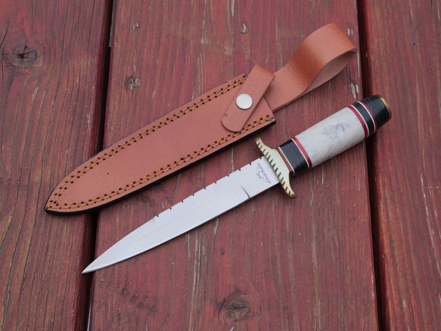 Fixed Blade Knife Dagger Style Spear Point 12” Leather Sheath Brass Resin Handle