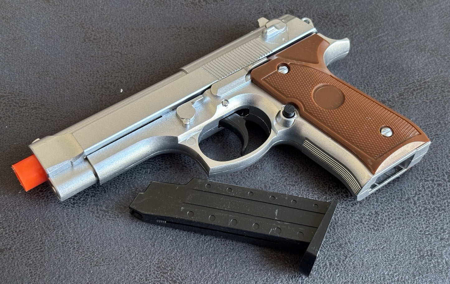 UKArms G22MS Metal Spring Powered Airsoft Pistol - Silver 8 Round Clip Small Gun
