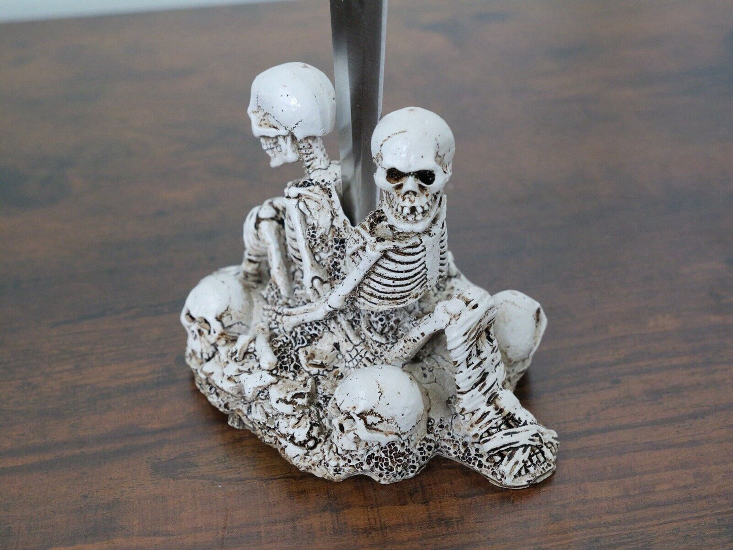 17” Skull Dagger Double Edge Spear Point Skeleton Stand Orb Fantasy Sword Sharp