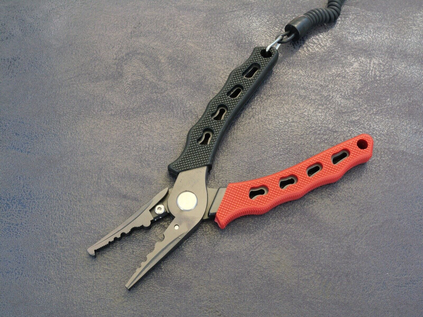 7” Pliers Aluminum Rubber Handle Sheath Coil Lanyard Line Cutters Angler Red