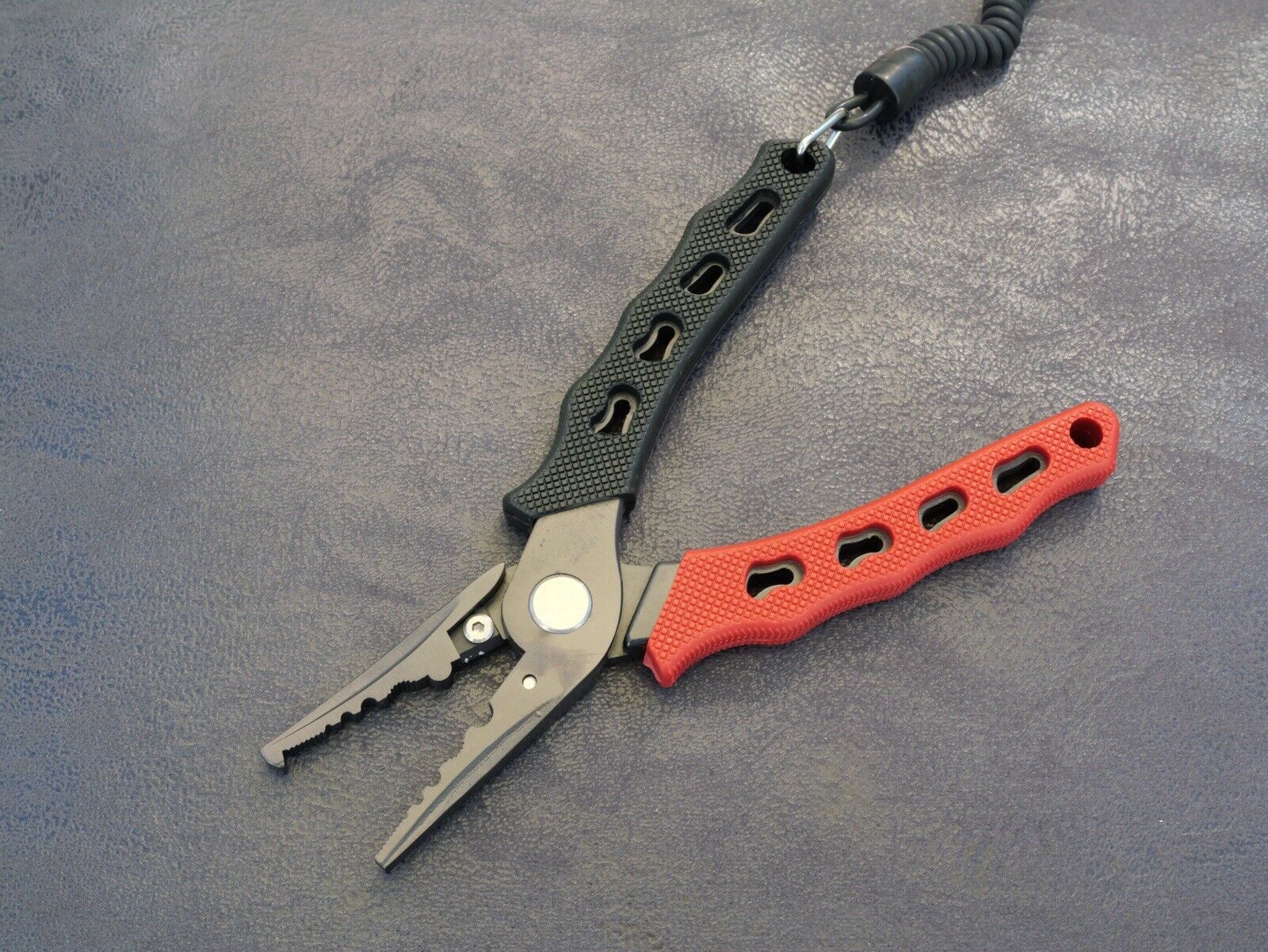7” Pliers Aluminum Rubber Handle Sheath Coil Lanyard Line Cutters Angler Red