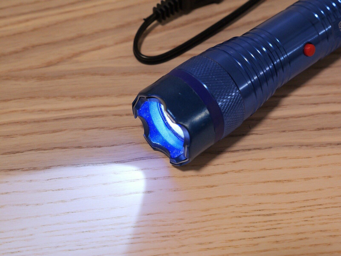 POLICE Stun Gun High Power Blue Heavy Duty Metal Rechargeable Flashlight Long 7”