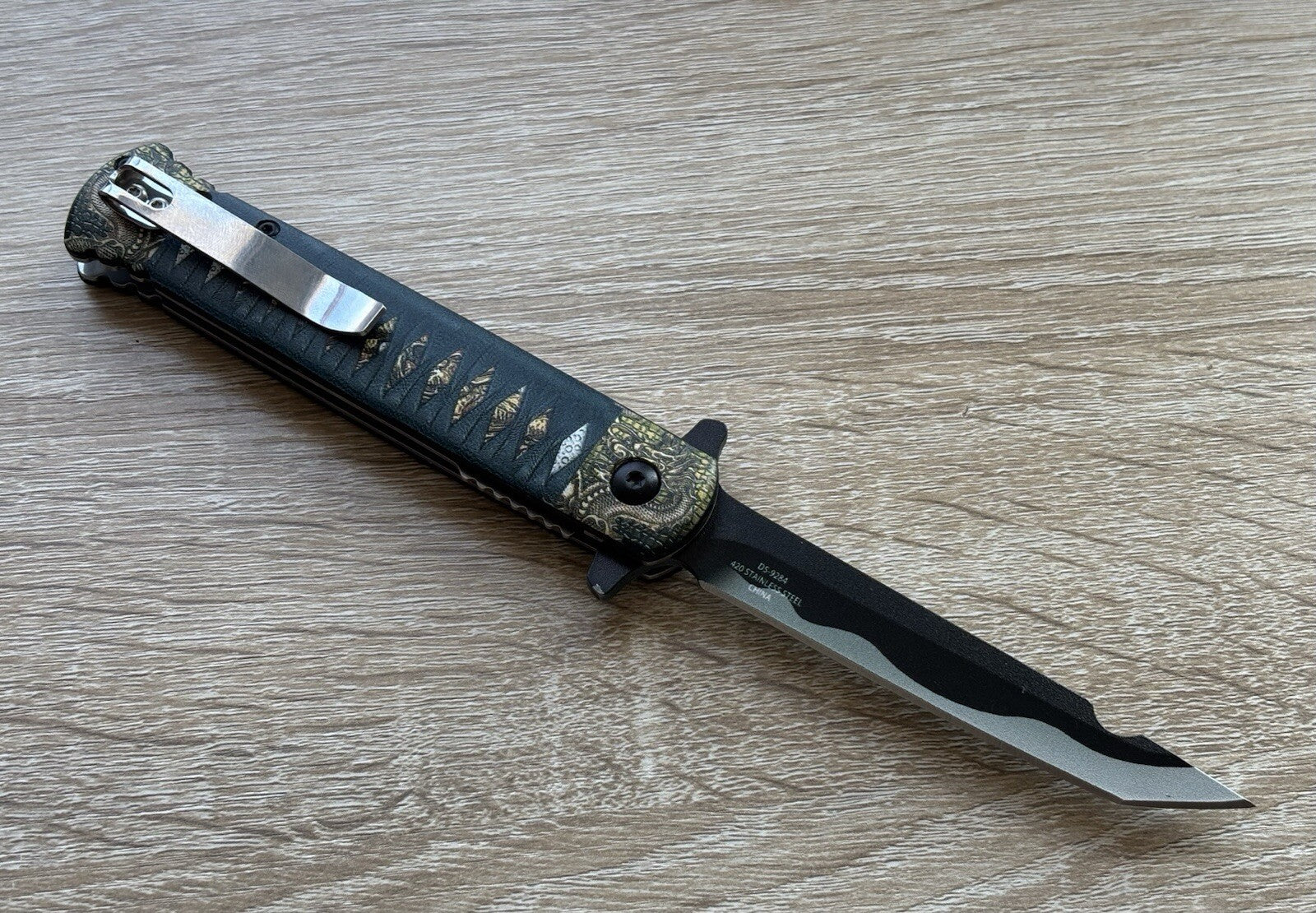 Full Size Pocket Knife Spring Assist Katana Samurai Style Blood Groove Black