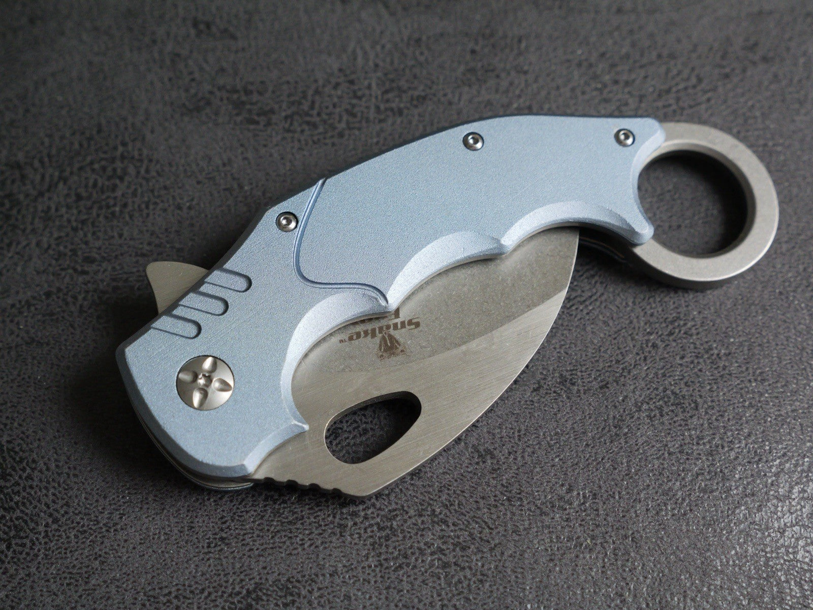 Tactical Karambit Combat Knife Stealth Army Manual Folding Knife Metal Handle