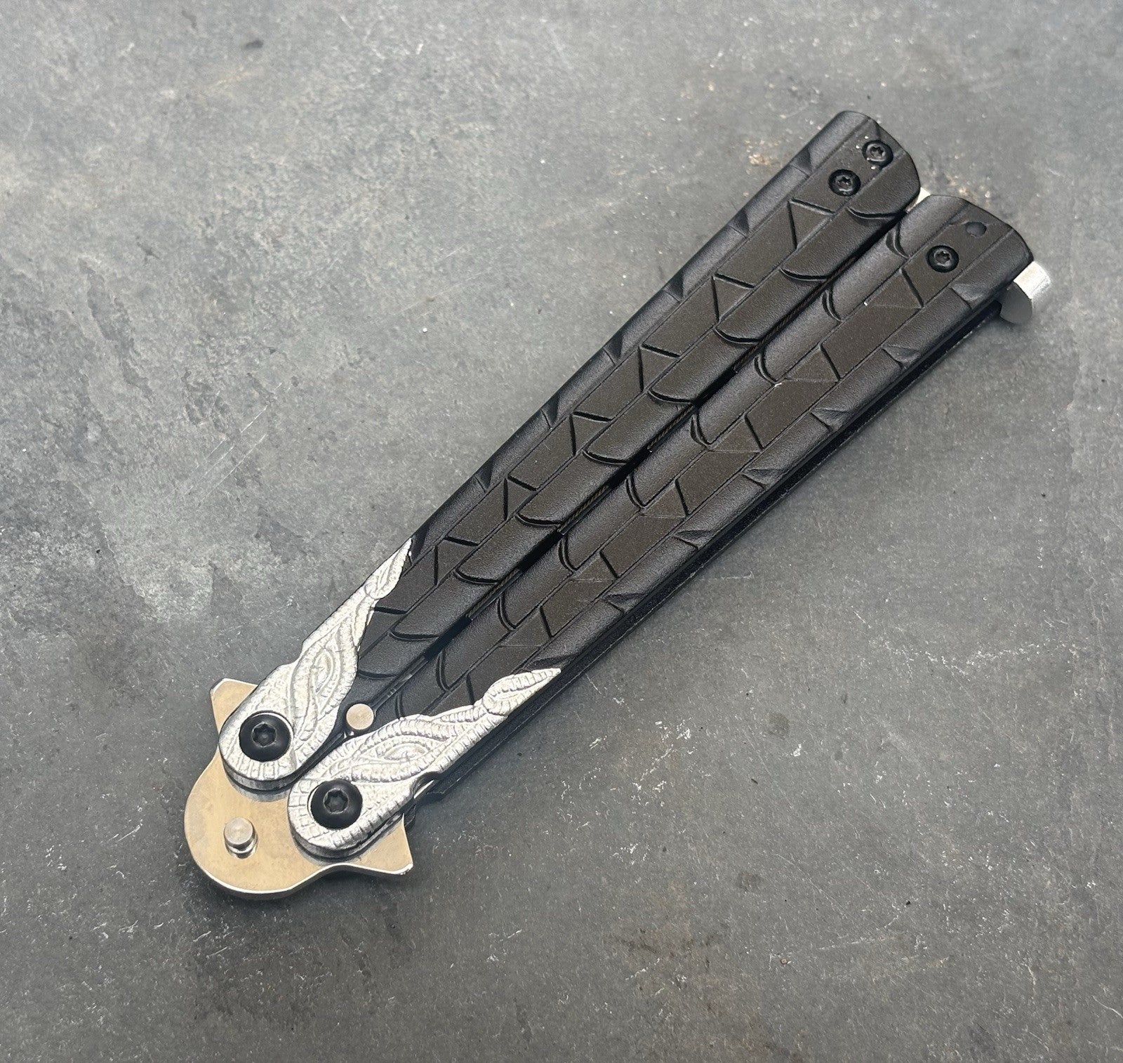 5.5" TRAINING BUTTERFLY Balisong Practice Chrome Black Flip Trick Toy Blunt