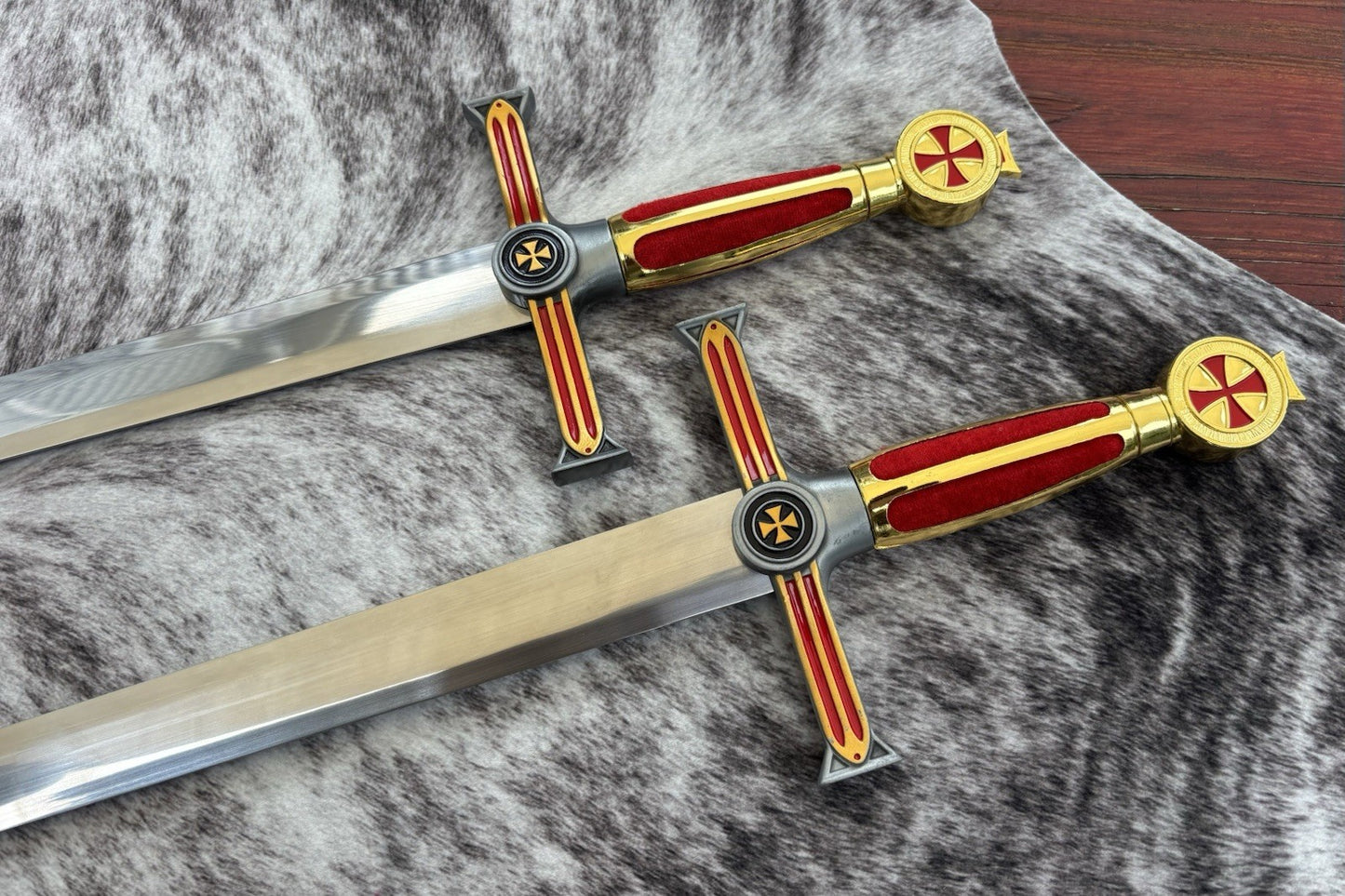 30” Knights Templar Sword Set Wood Shield Display Plaque Wall Mount Mirror Shine