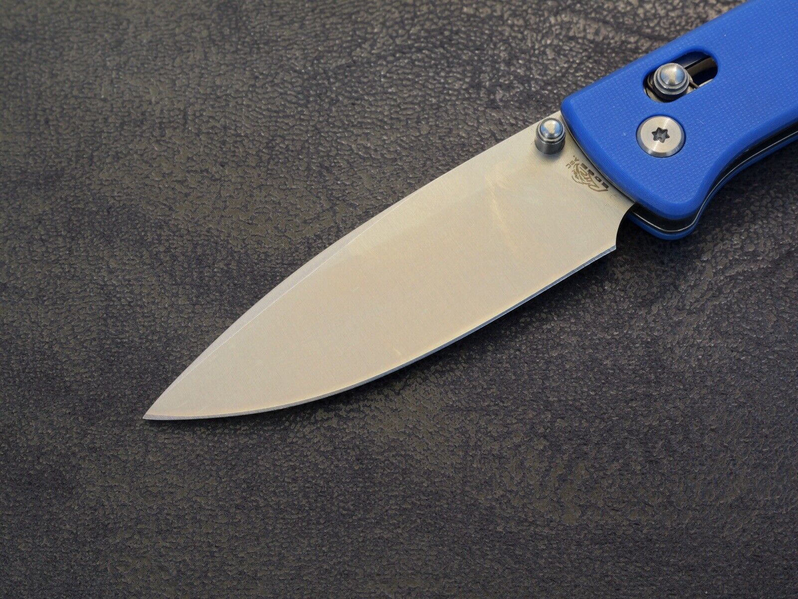 Full Size Folding Pocket Knife Blue Axis Lock Edc Knife Deep Carry Clip 8CR13