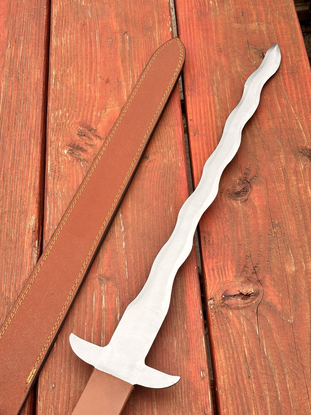 MEDIEVAL WARRIOR - VIKING KRIS SWORD 41” Leather Sheath 27” Blade SHARP