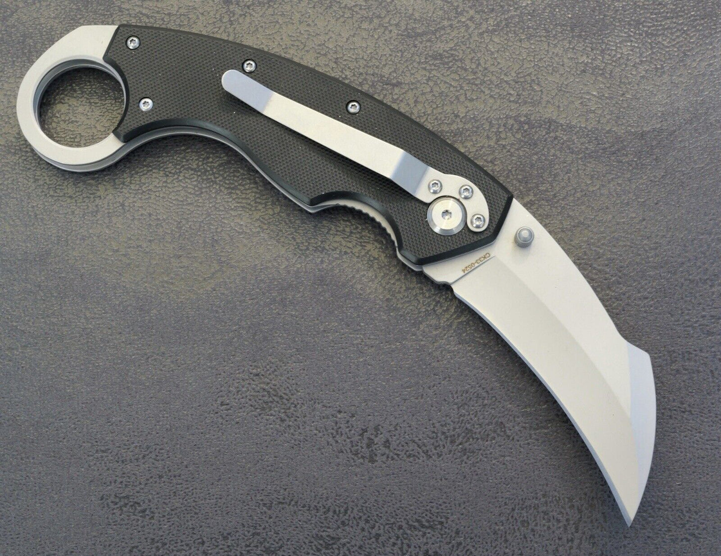 Smith & Wesson Extreme Ops Pocket Knife Karambit Black Heavy Duty Sharp Tactical