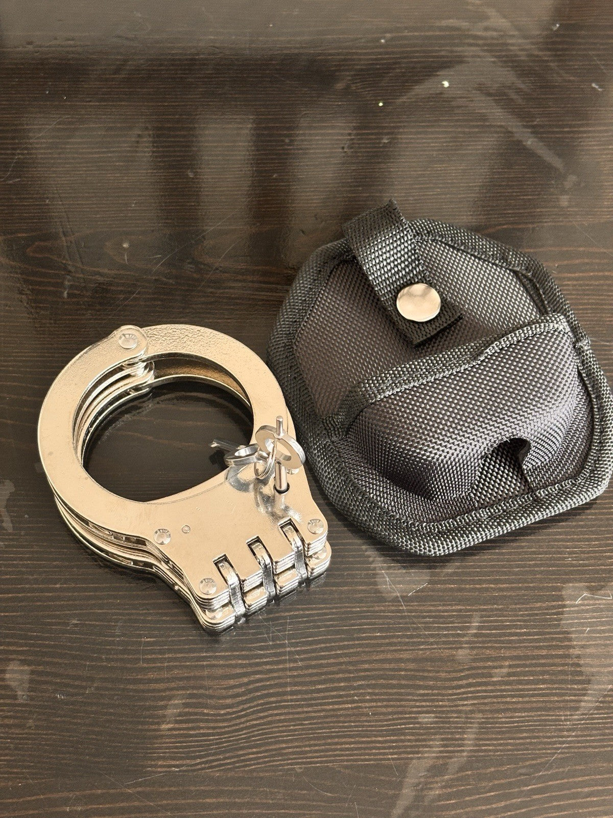 Chrome Hand Cuffs Stealth Police Heavy Duty Hinge Handcuffs Nylon Sheath