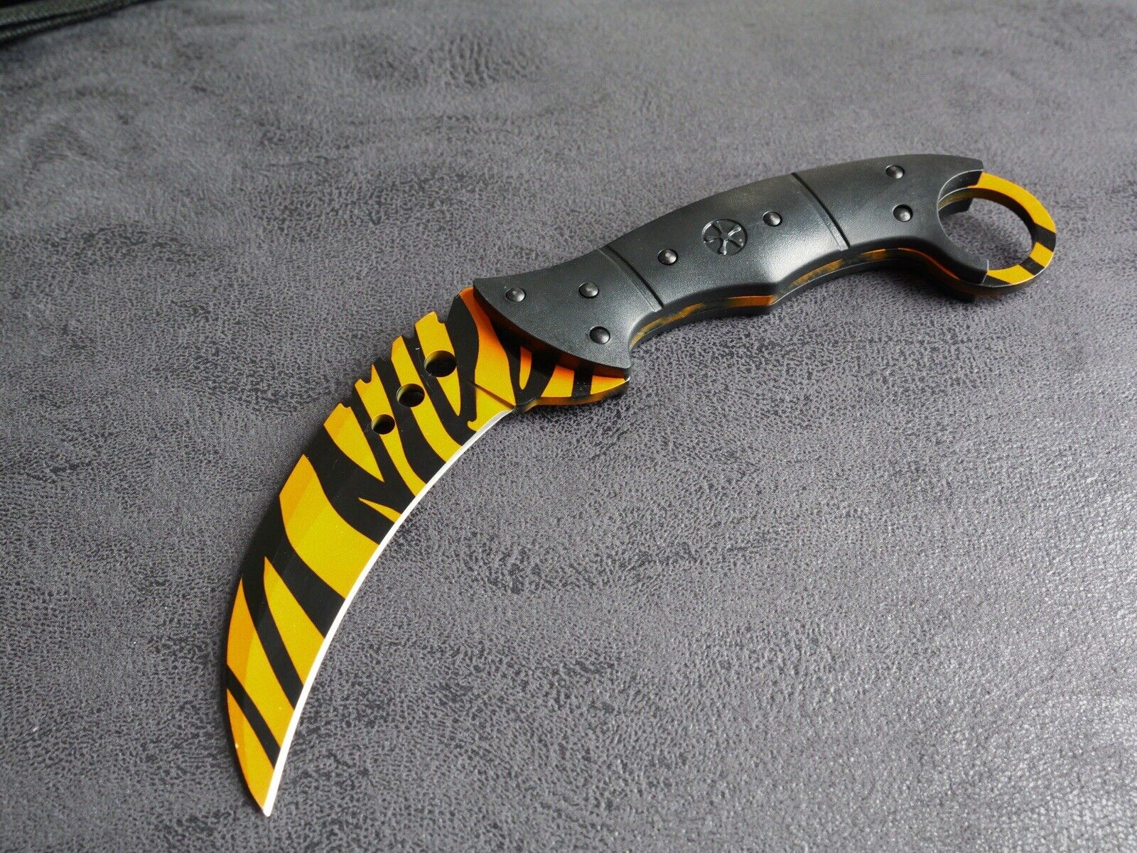 9” Fixed Blade Knife Karambit Tiger Full Tang Sheath Belt Loop Sharp Tactical