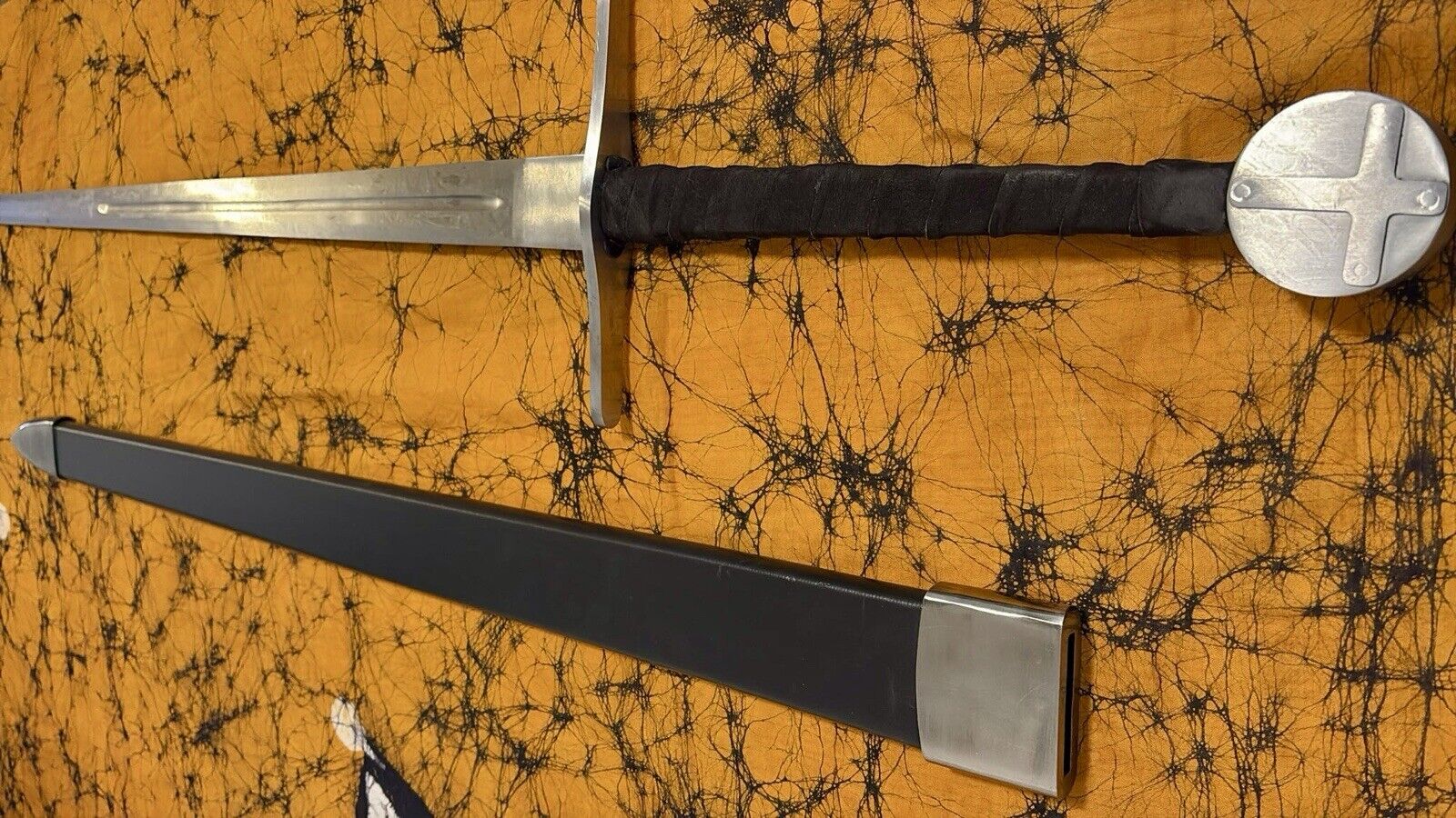 Epic Two Handed 48” Longsword Leather Sheath Medieval Cross Full Tang XL Huge