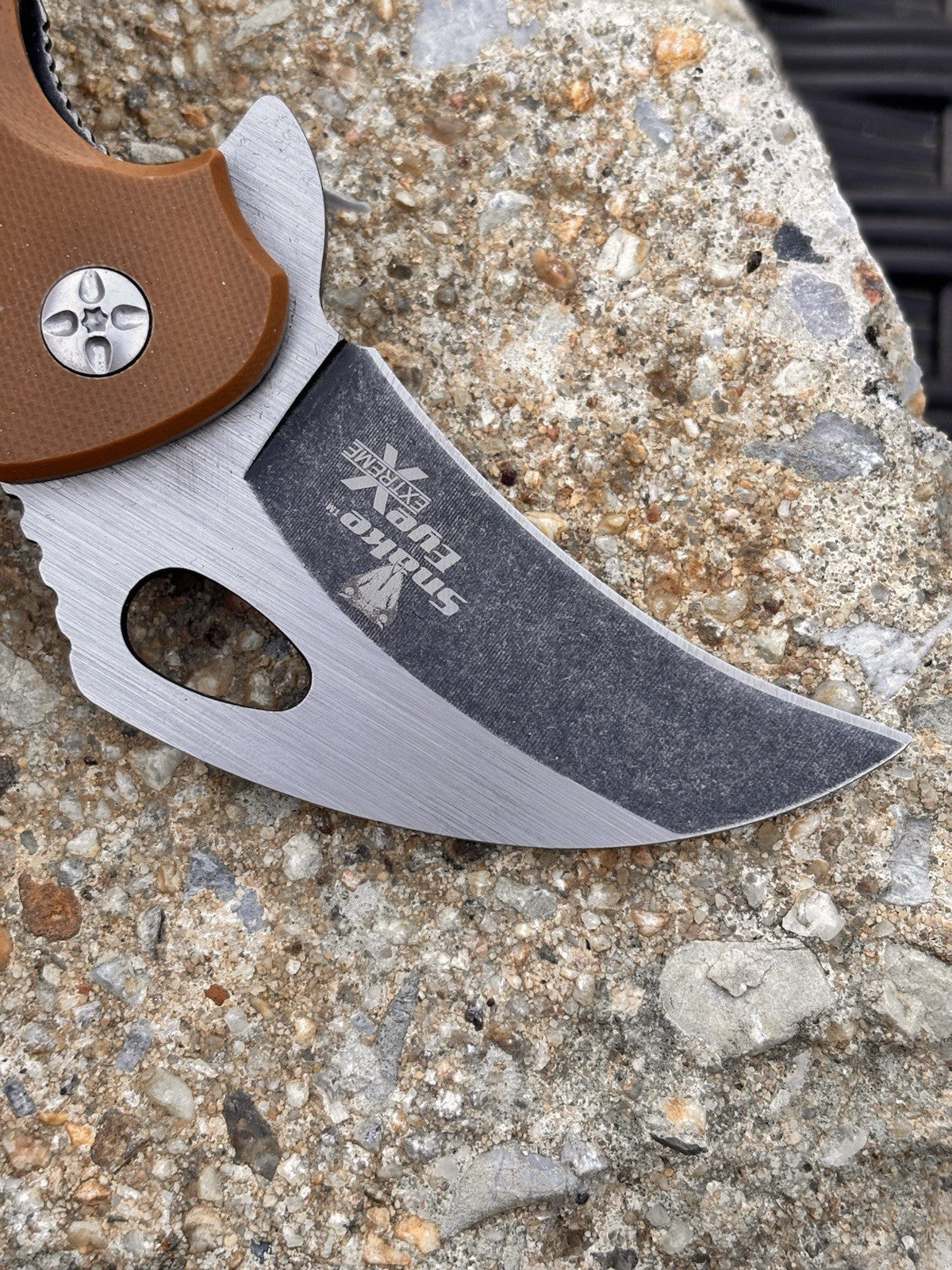 Tactical Karambit Combat Knife Stealth Army Manual Folding Knife Desert G10