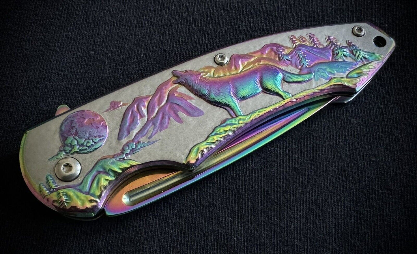 Wolf Pocket Knife Howling Moon Full Size Pocket Knife Metal Handle Sharp EDC 