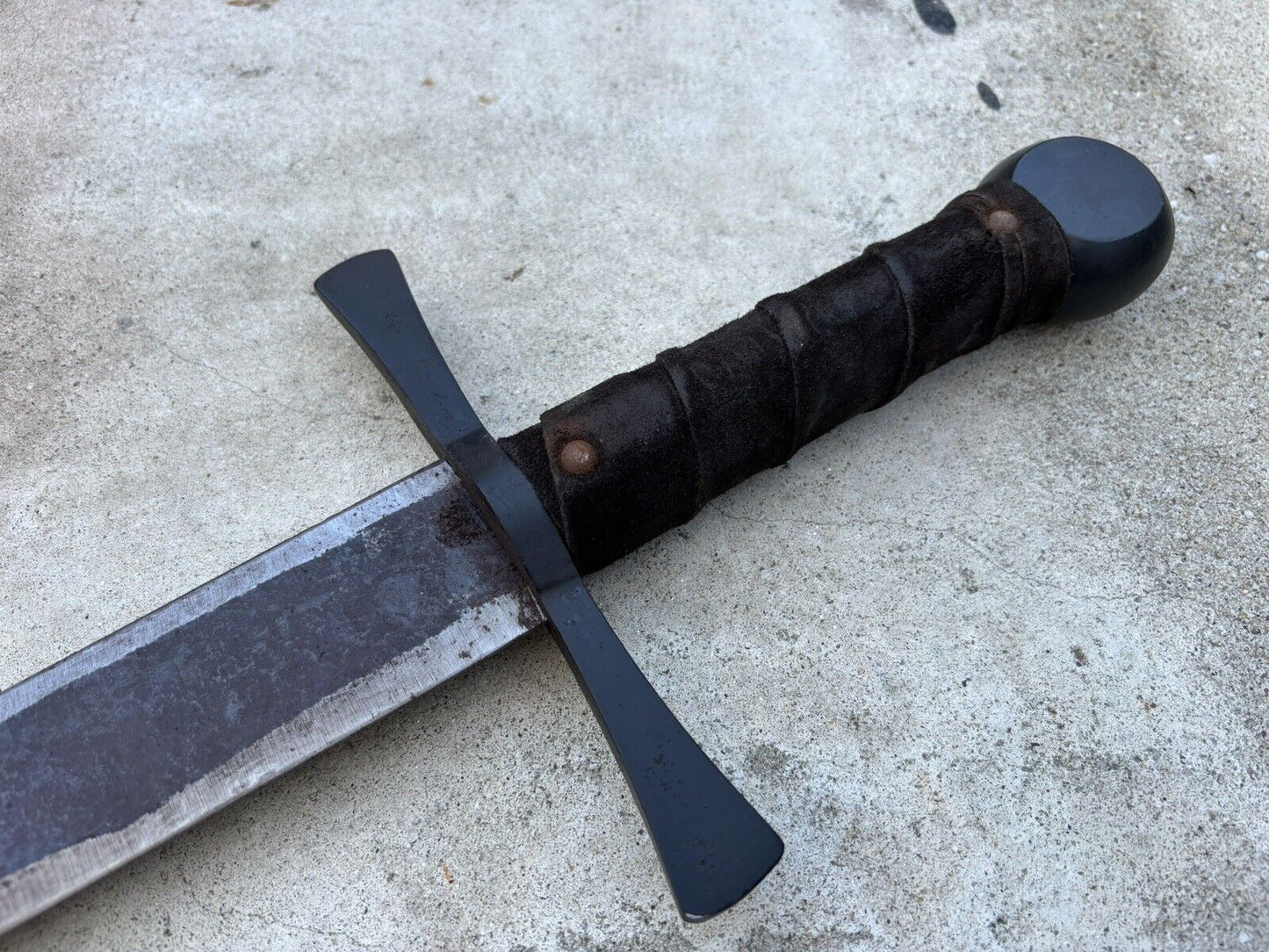 41” Rustic Broad Sword High Carbon Steel Full Tang Authentic Medieval Sharp