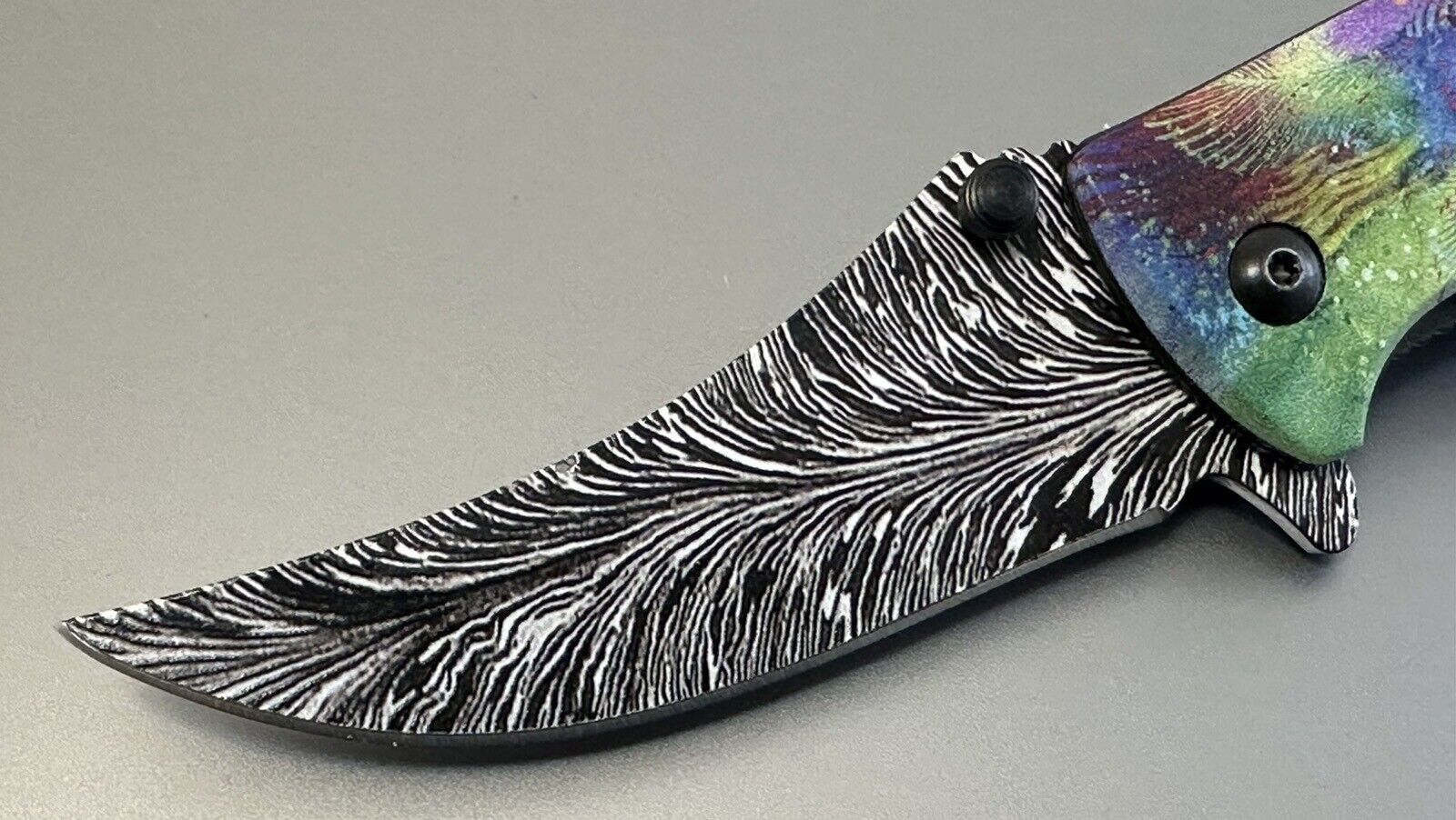 Full Size Folding Pocket Knife Native Rainbow Queen Feather Design Blade 4.5”