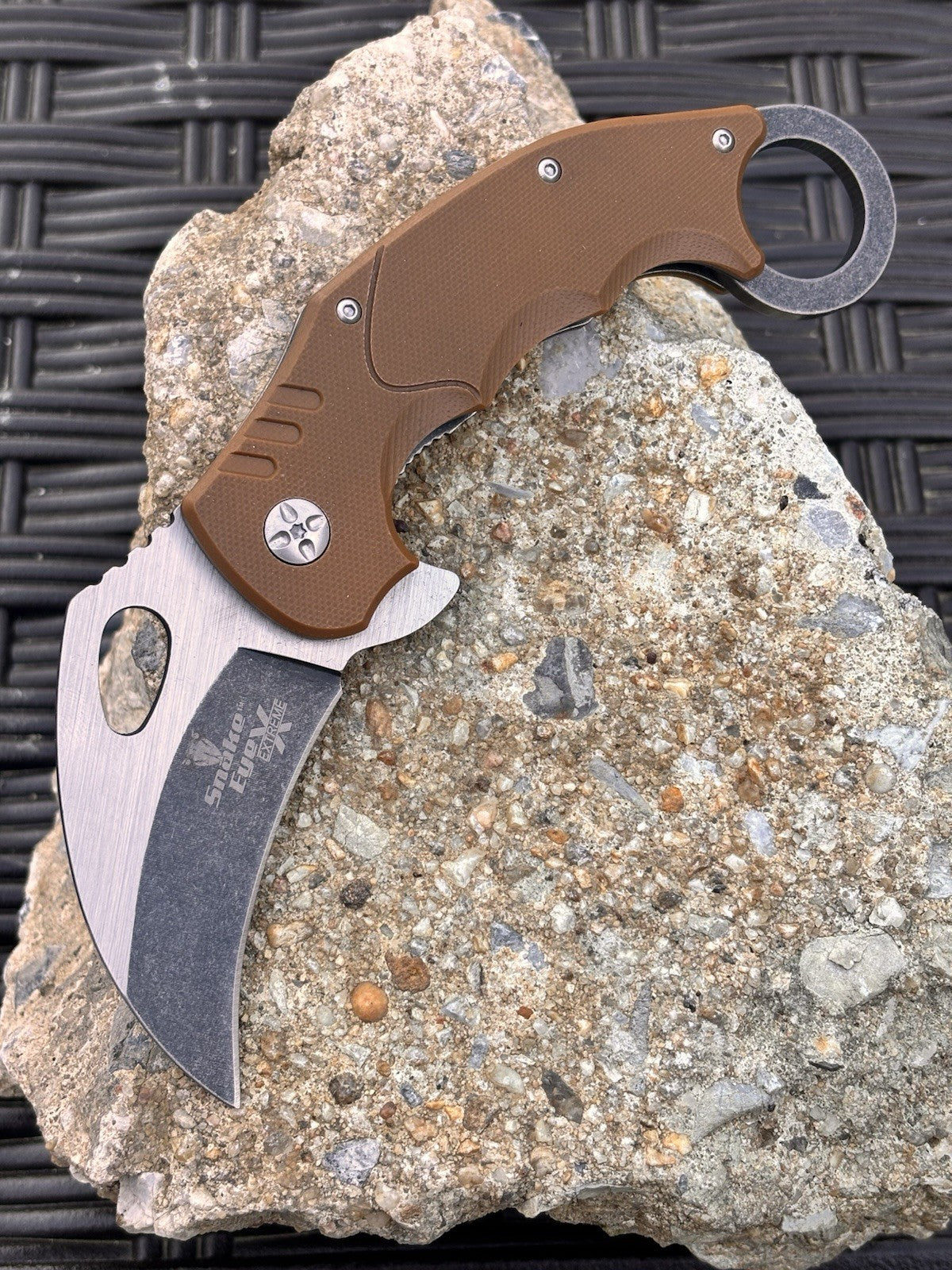 Tactical Karambit Combat Knife Stealth Army Manual Folding Knife Desert G10