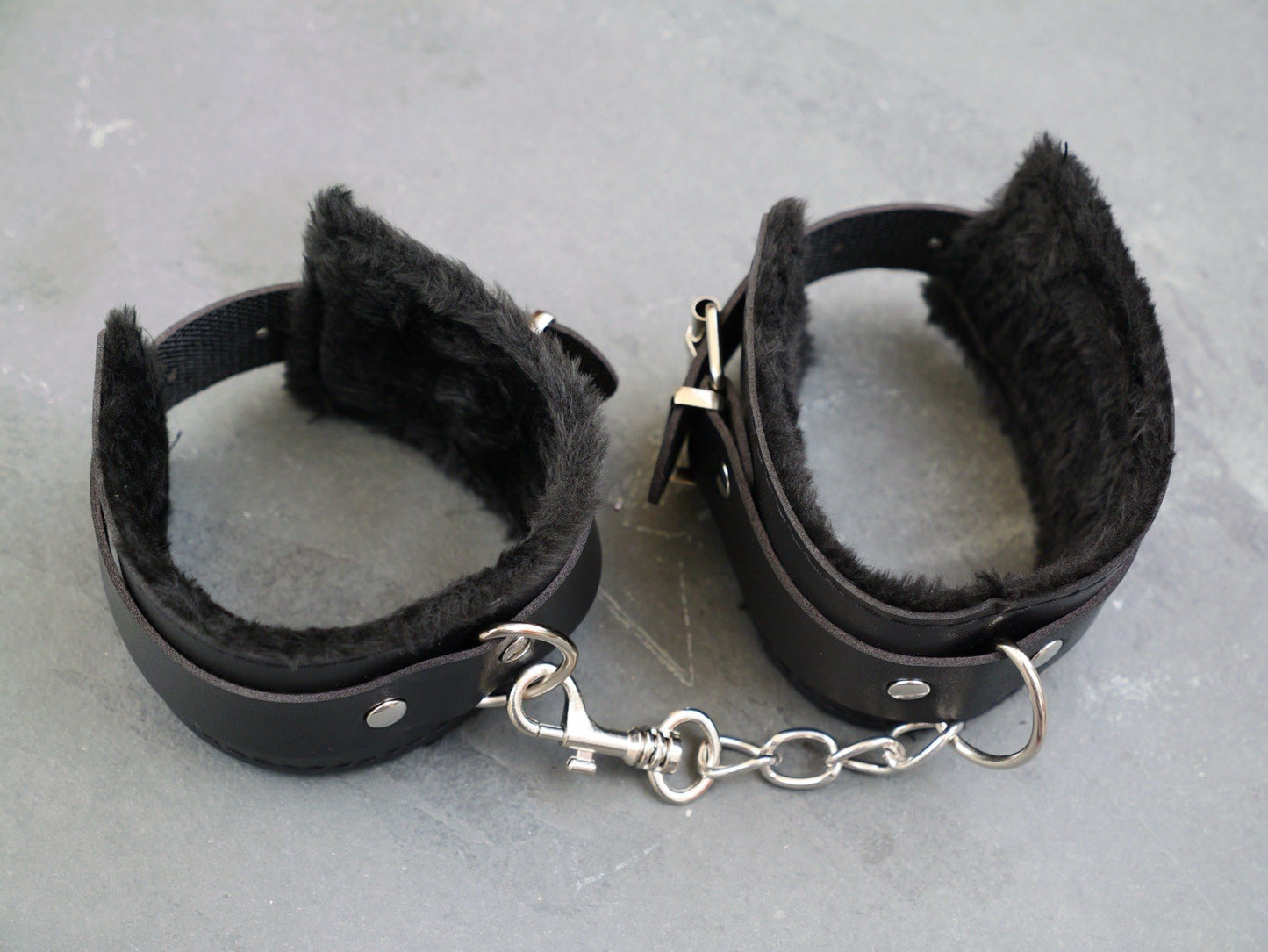 Fuzzy Black Handcuffs Leather Stainless Steel Chain And Studs Bedroom Sexy Bdsm