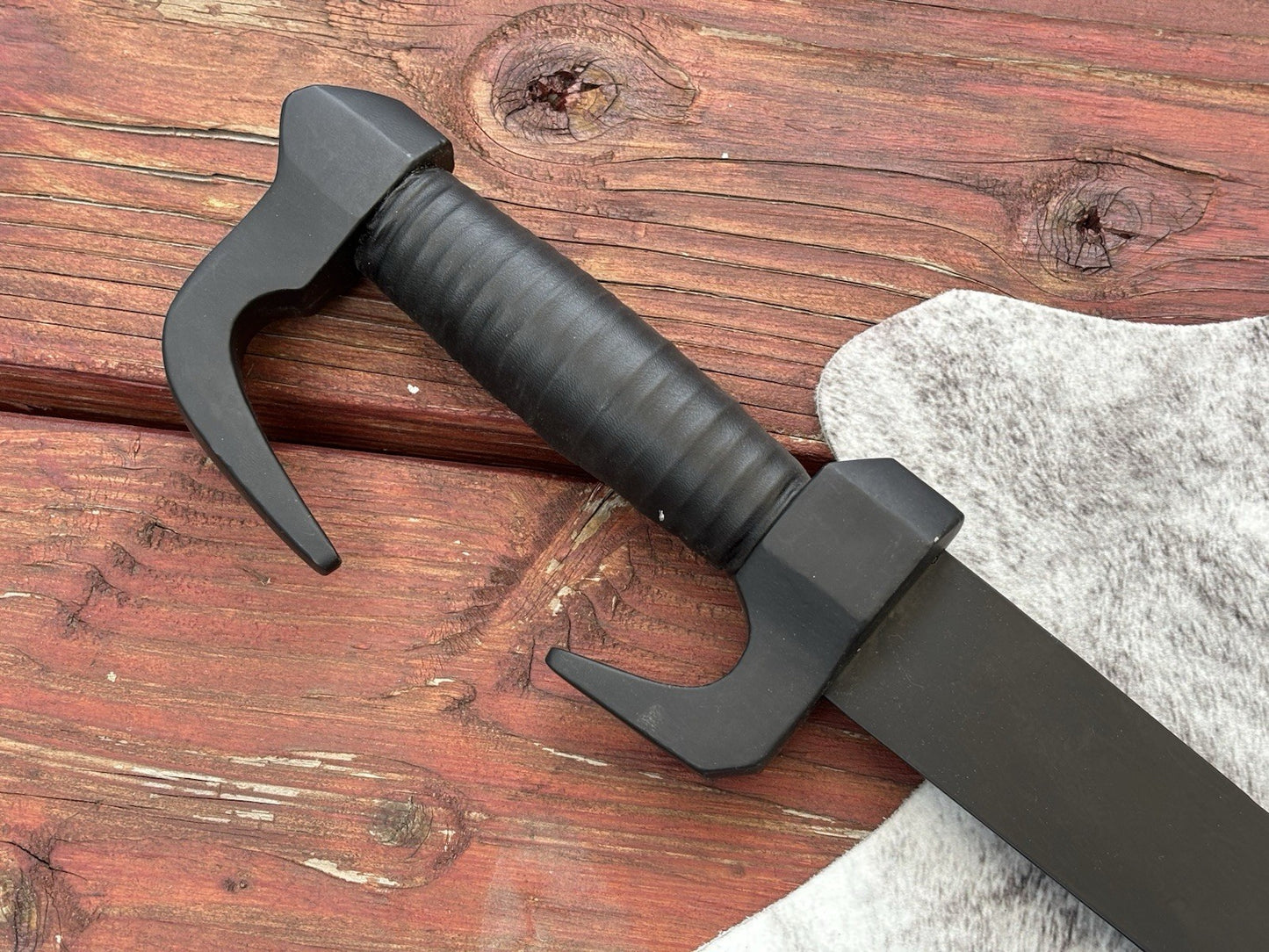 34” Spartan Sword Heavy Duty 26” Blade Genuine Leather Sheath Heavy Thick Real