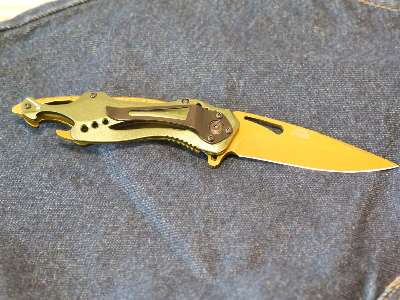 Full Size Spring Assist Pocket Knife Green Bottle Opener Screw Driver 3.5" Blade