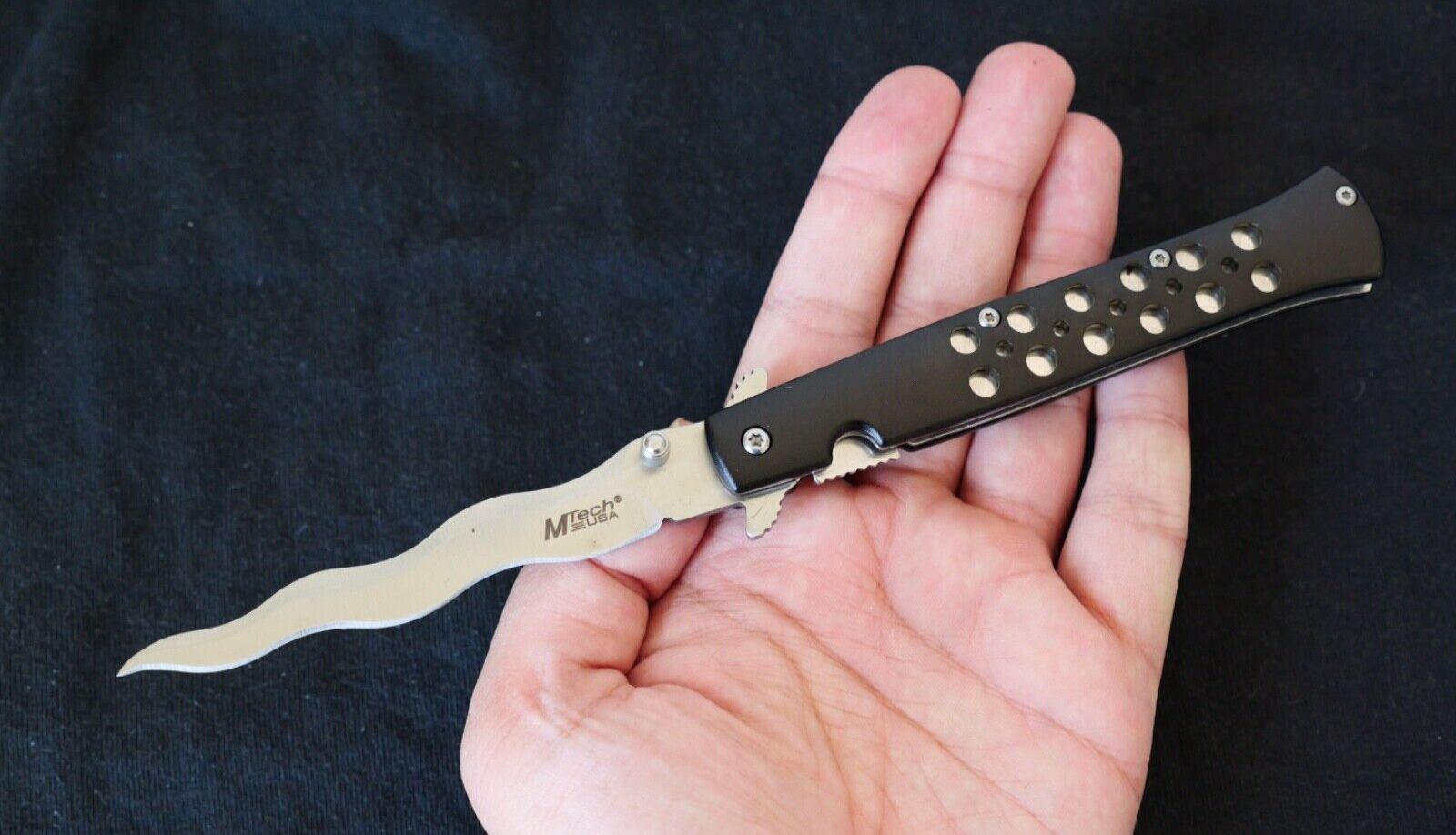Kris Blade Black Spring Assist Pocket Knife Full Size 9" Overall Sharp Rare