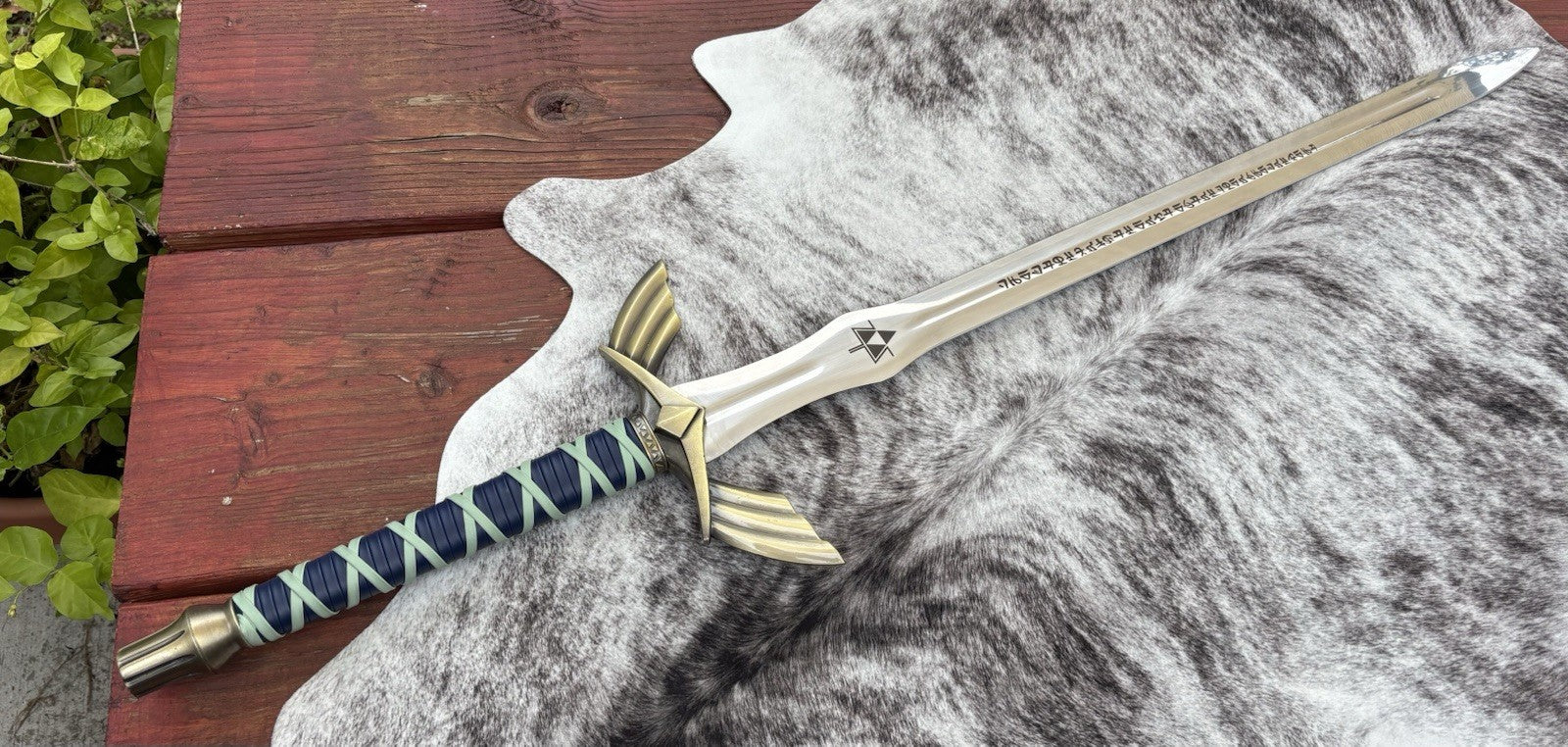 49" LARGE 1:1 Legend of Zelda Master Sword Skyward Replica Blade Blue Link Hyrul
