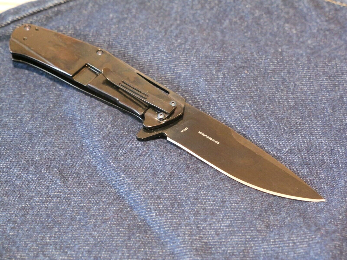 Black Pocket Knife Hi Tech TiNite Coated Blade Full Size Metal Handle Manual EDC