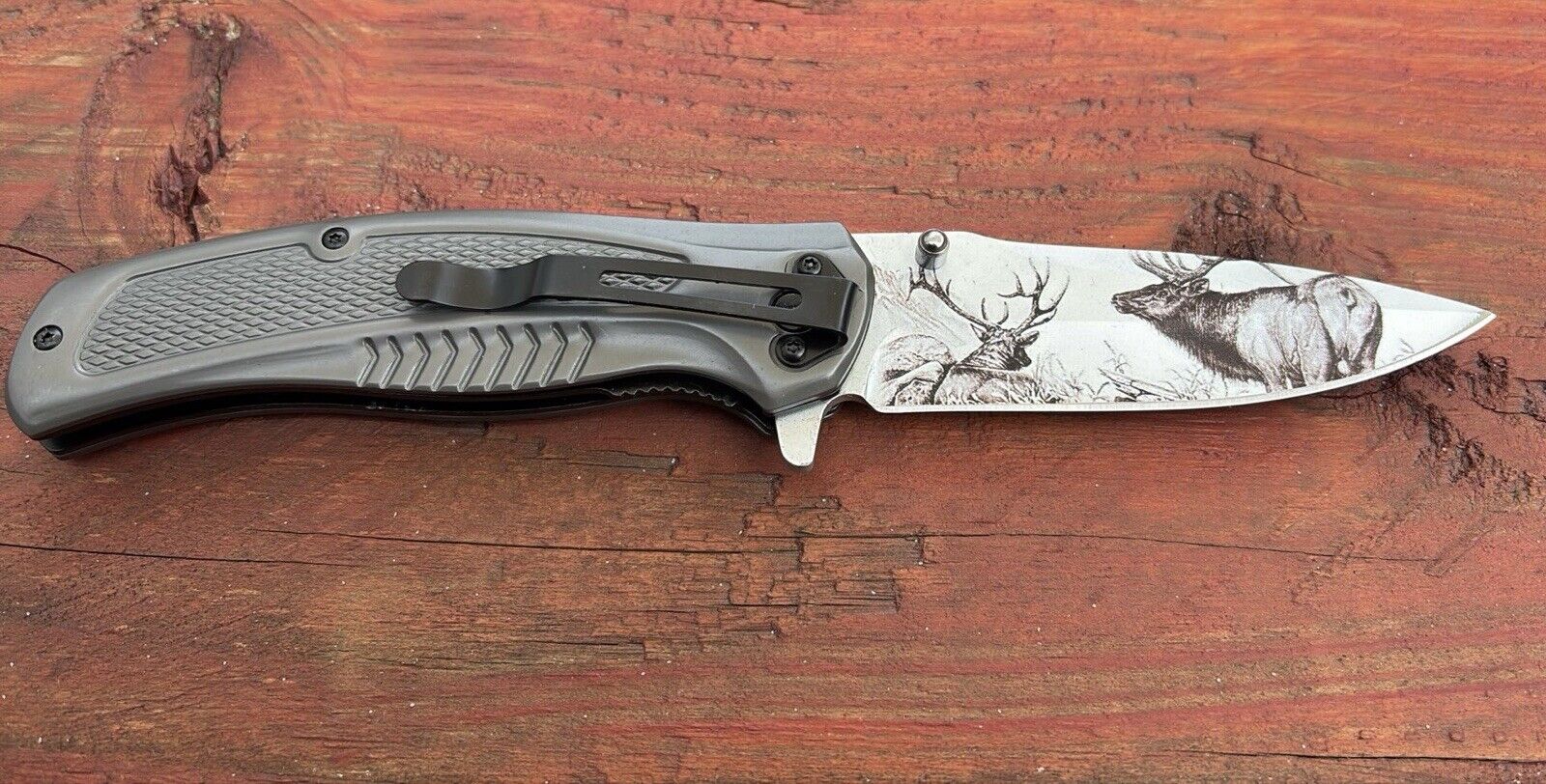 Deer Pocket Knife Full Size Spring Assist Metal Handle Etched Blade Modern New