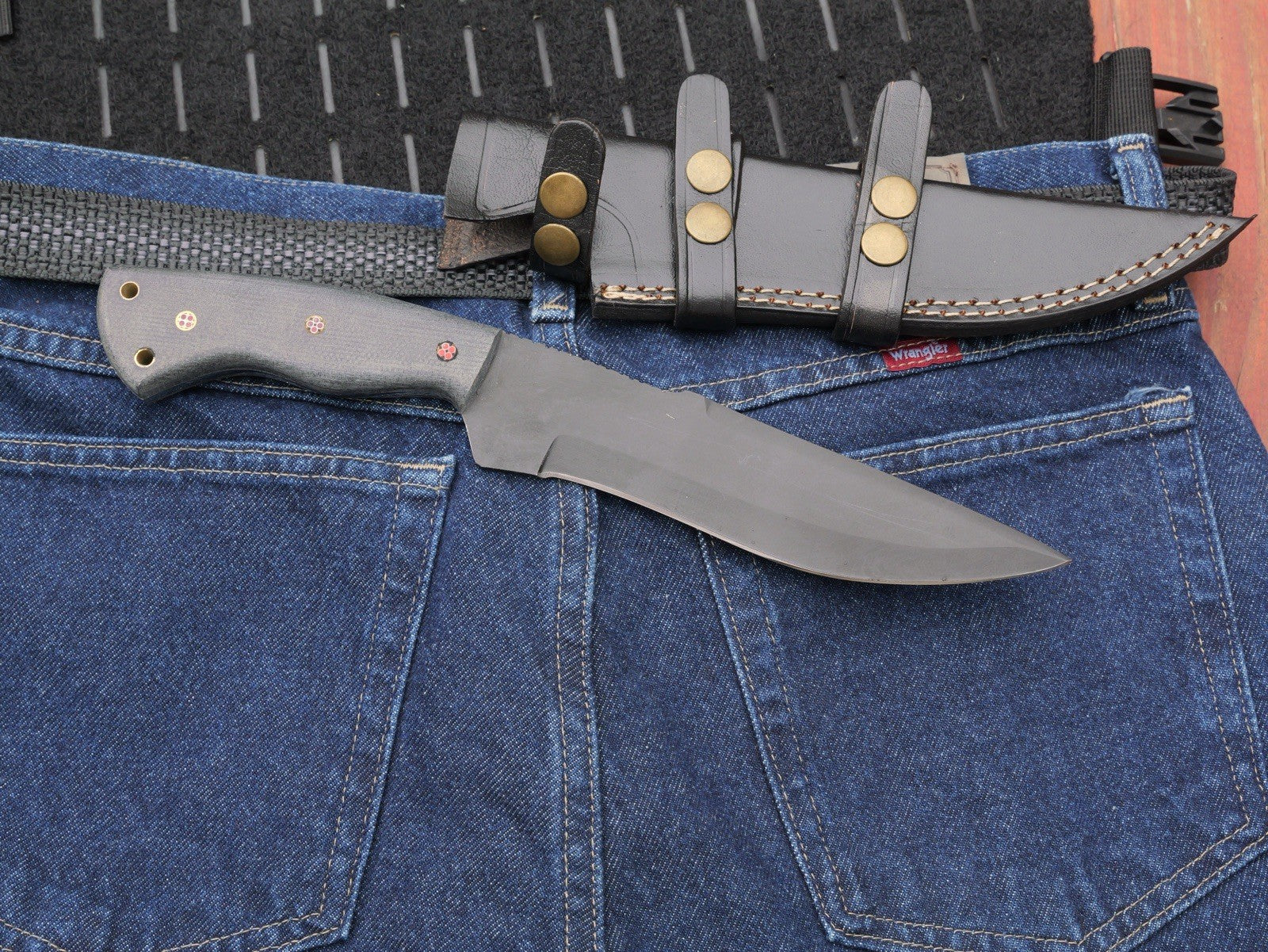 Horizontal Carry Fixed Blade Knife 12 Inches Overall Leather Sheath Black Blade