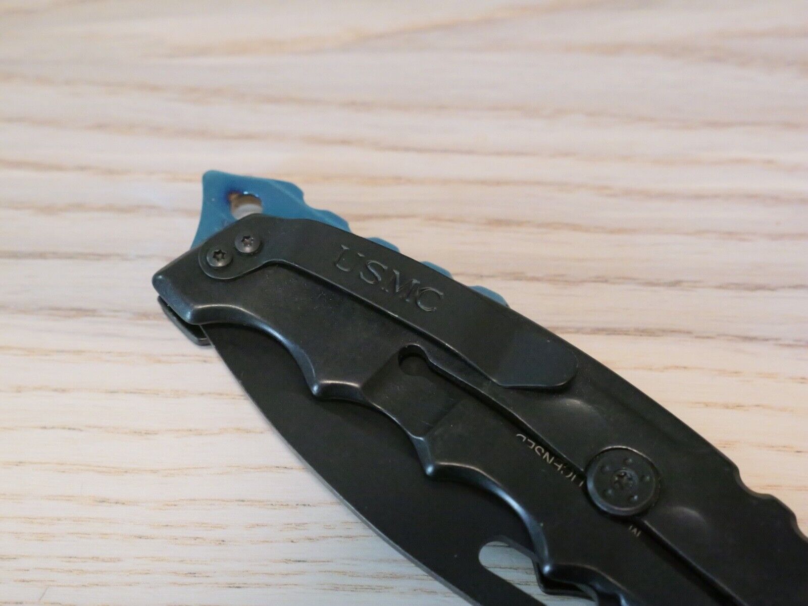 USMC Pocket Knife Spring Assist Black Blue Sharp Heavy Duty Metal Handle XL