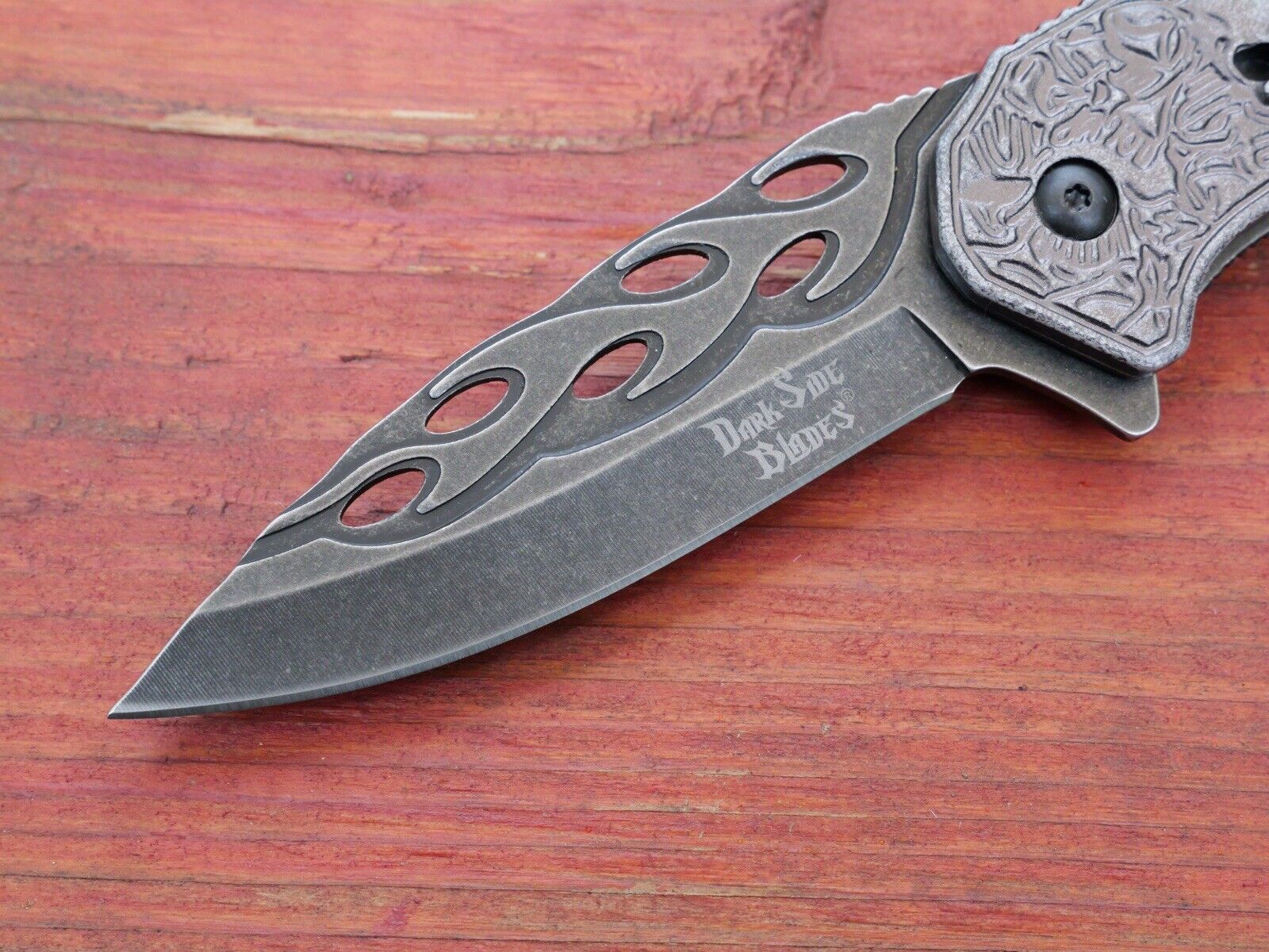 Full Size Pocket Knife Flames Skull Dark Gray Spring Assisted Belt Clip Sharp