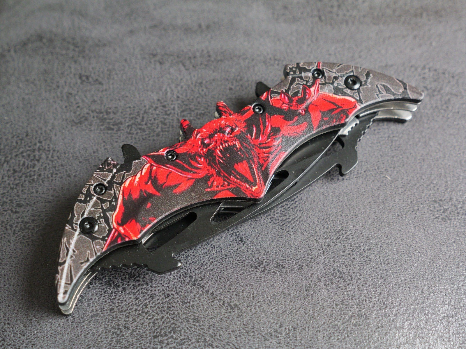 DARK KNIGHT ASSISTED DUAL BLADE BATMAN Joker FOLDING Pocket KNIFE Red Demon