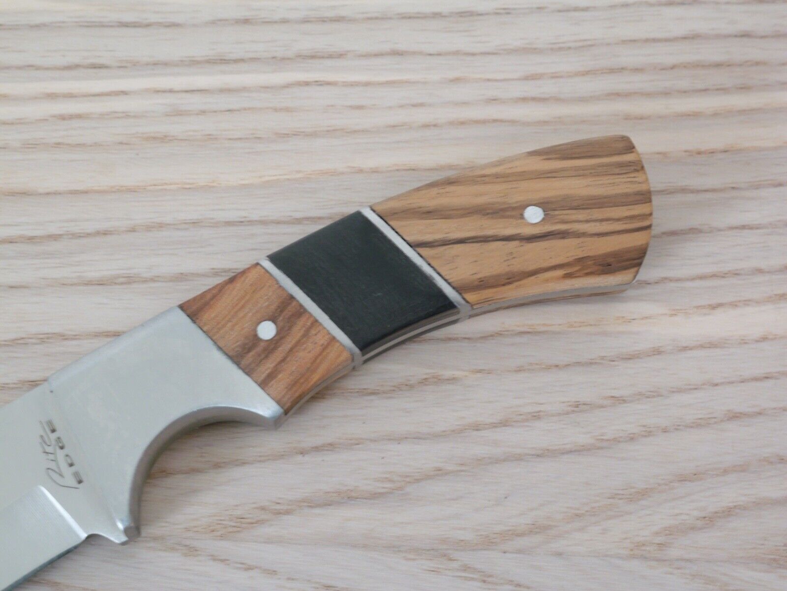 8" Fixed Blade Knife Full Tang Wood Handle Ergonomic Steel Guard Nylon Sheath