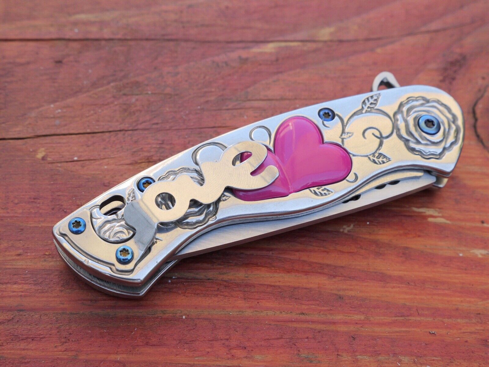 Love Pocket Knife Hearts 💕 Chrome Knife Small Folding Biker Chick Sharp Pink 4”