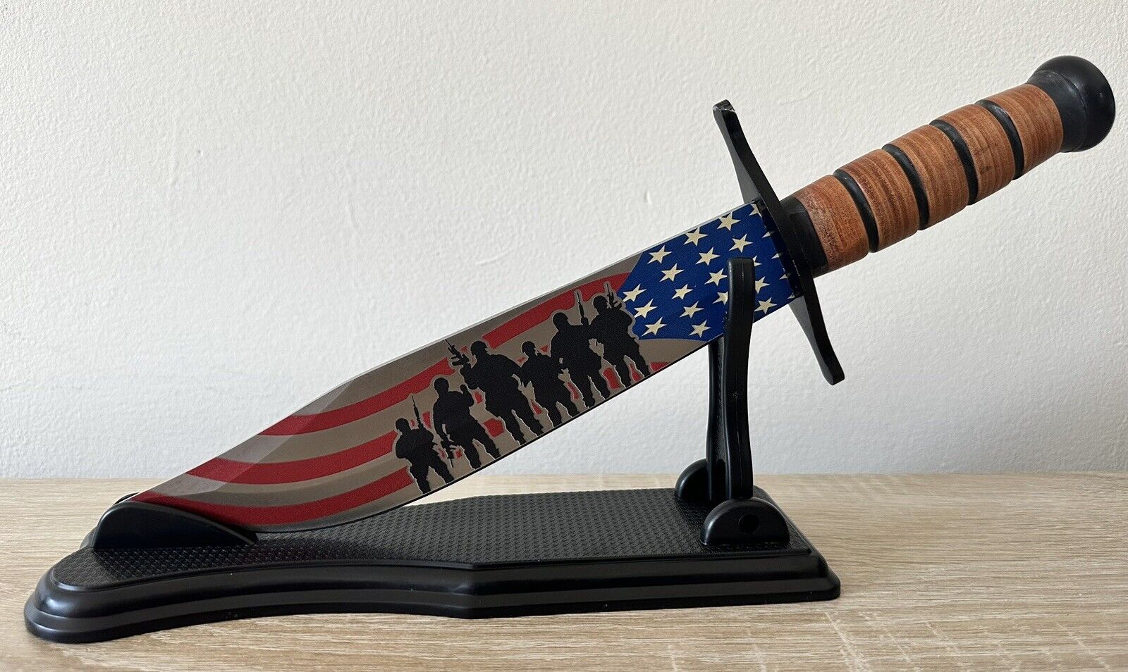 Kbar Knife Deluxe Stand Sheath USA Flag Laser Etch Dagger Hero Veteran Army Usmc