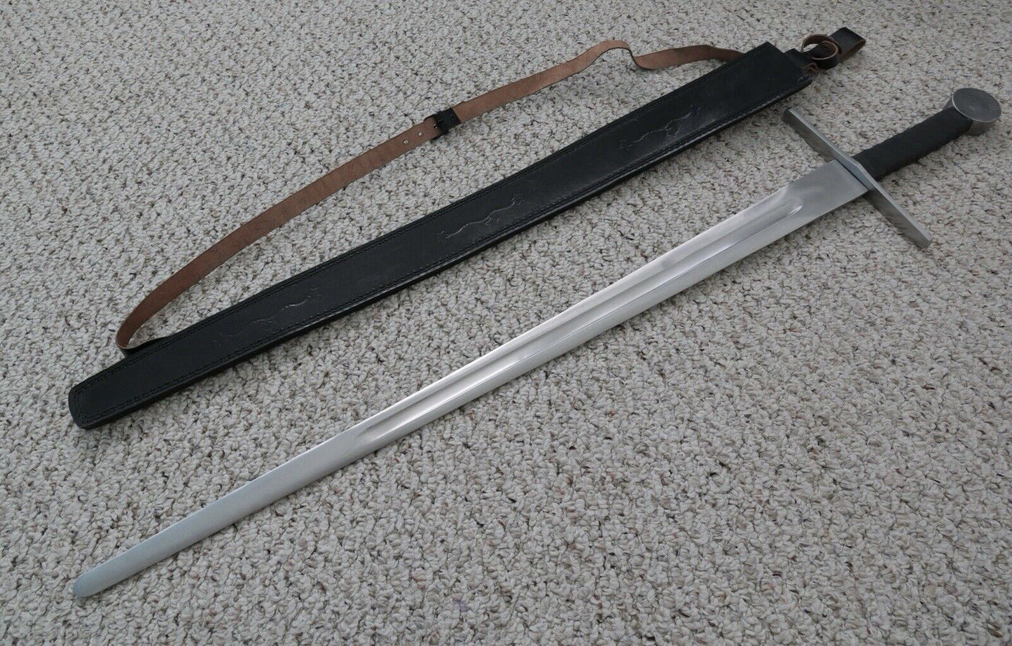 40” Medieval Longsword One Handed Full Tang Leather Handle Handforged Scabbard