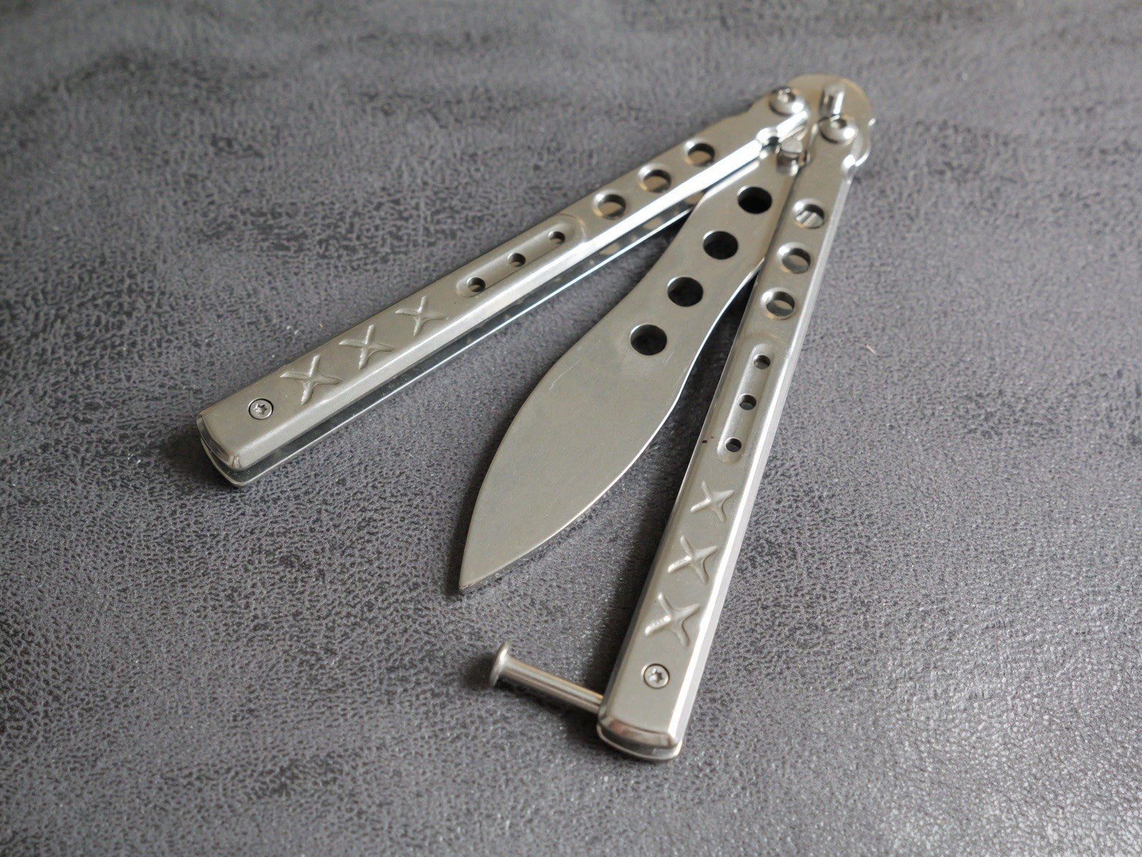 5.5" TRAINING BUTTERFLY Balisong Practice Chrome  Flip Trick Toy Blunt