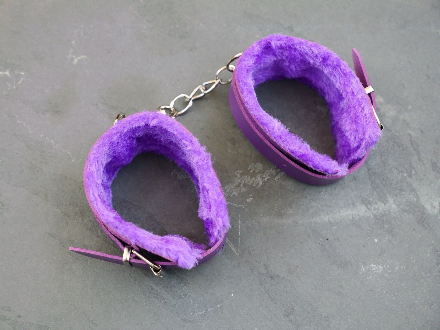 Fuzzy Purple Handcuffs Stainless Steel Chain And Studs Bedroom Nighttime 