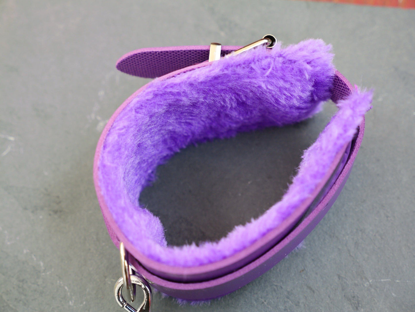 Fuzzy Purple Handcuffs Stainless Steel Chain And Studs Bedroom Nighttime 