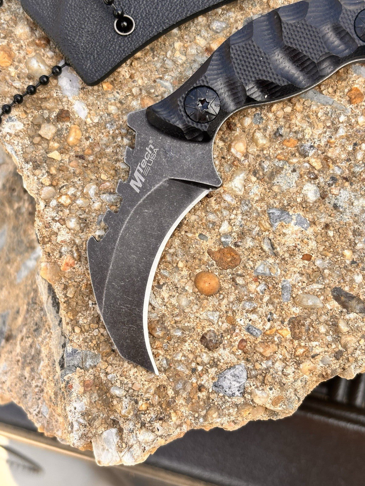 11cm Fixed Blade Knife Kydex Sheath Black Stonewash Sharp 4.5 Cm Blade