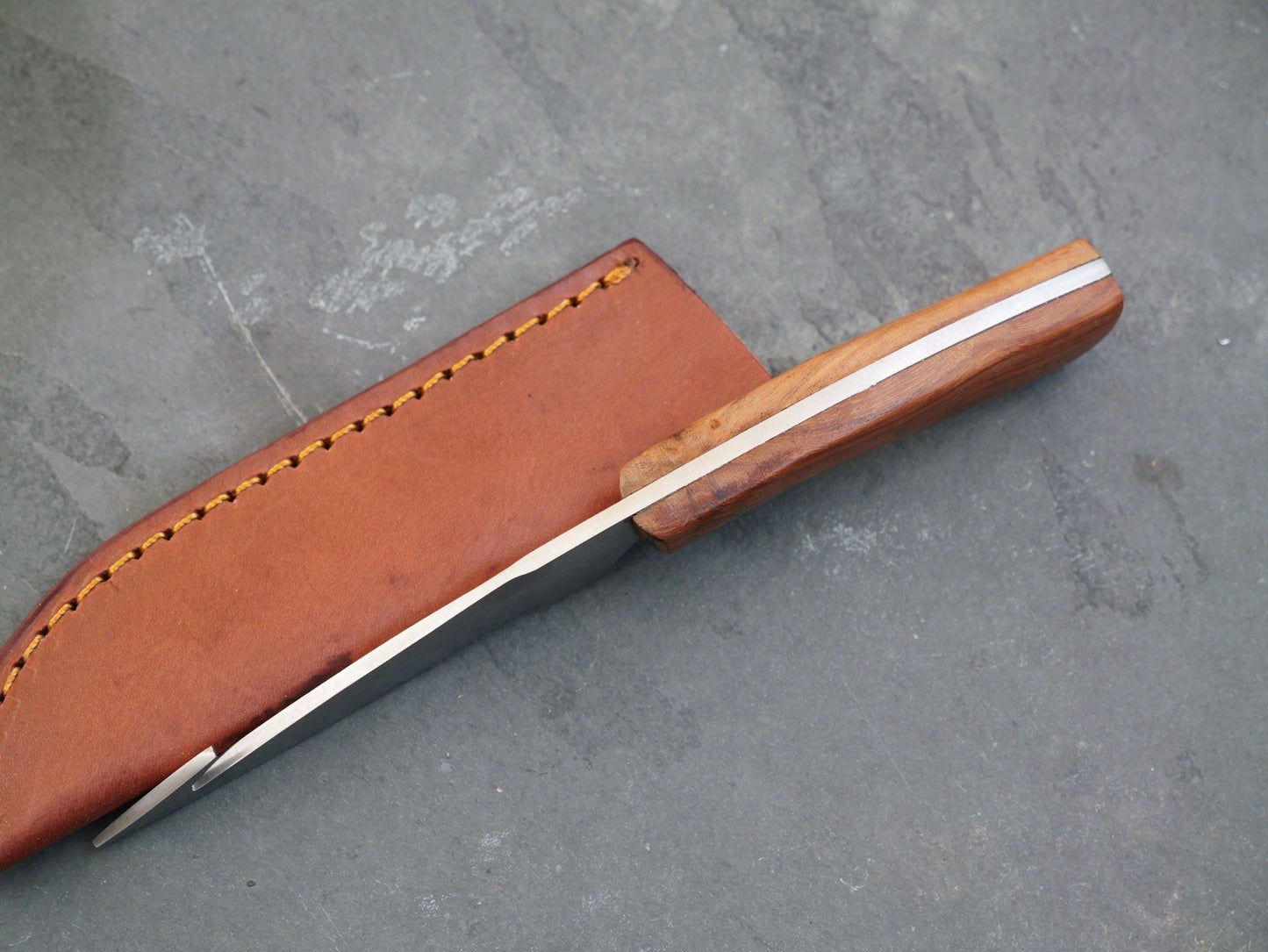 7.5” Fixed Blade Knife Wood Handle Full Tang Leather Sheath High Carbon Steel 