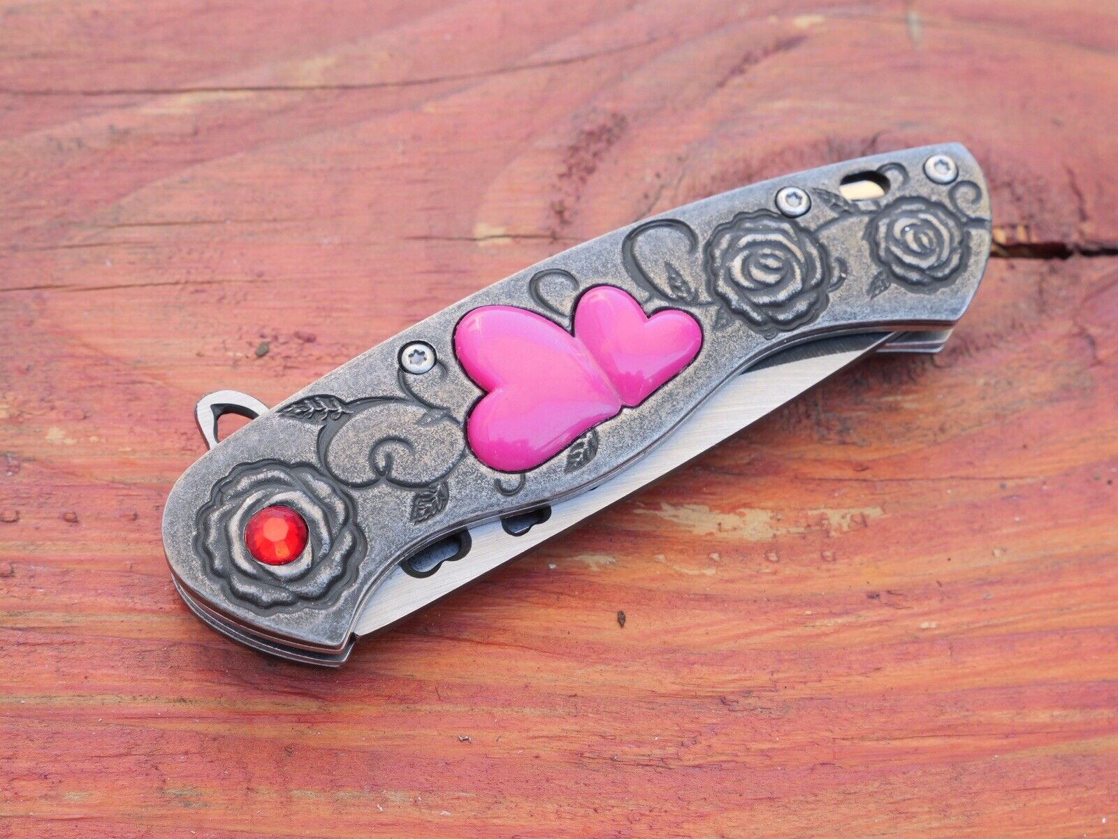 Love Pocket Knife Hearts 💕 Gothic Knife Small Folding Goth Dark Sharp Pink 4”