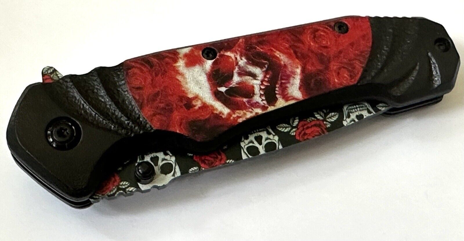 Skull Rose Pocket Knife Ergonomic Handle Full Size Pocket Knife 4.5” Razor Sharp