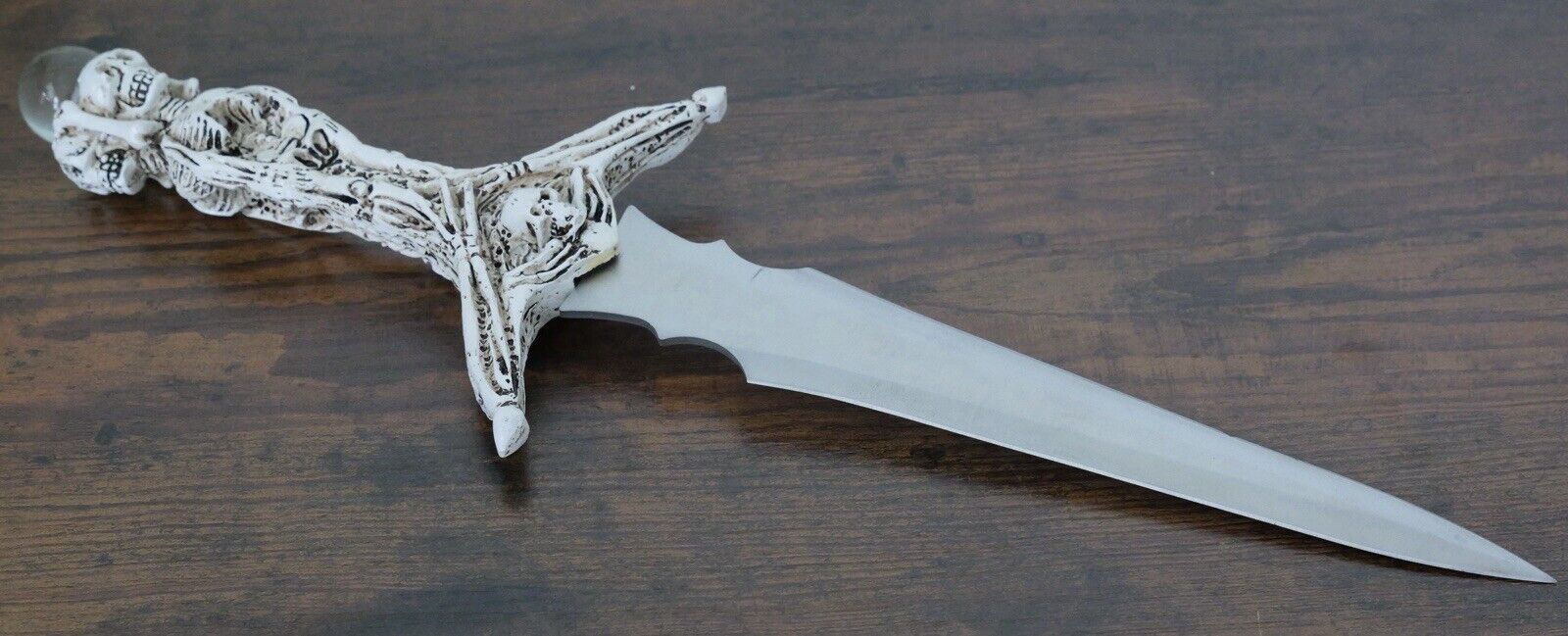 17” Skull Dagger Double Edge Spear Point Skeleton Stand Orb Fantasy Sword Sharp