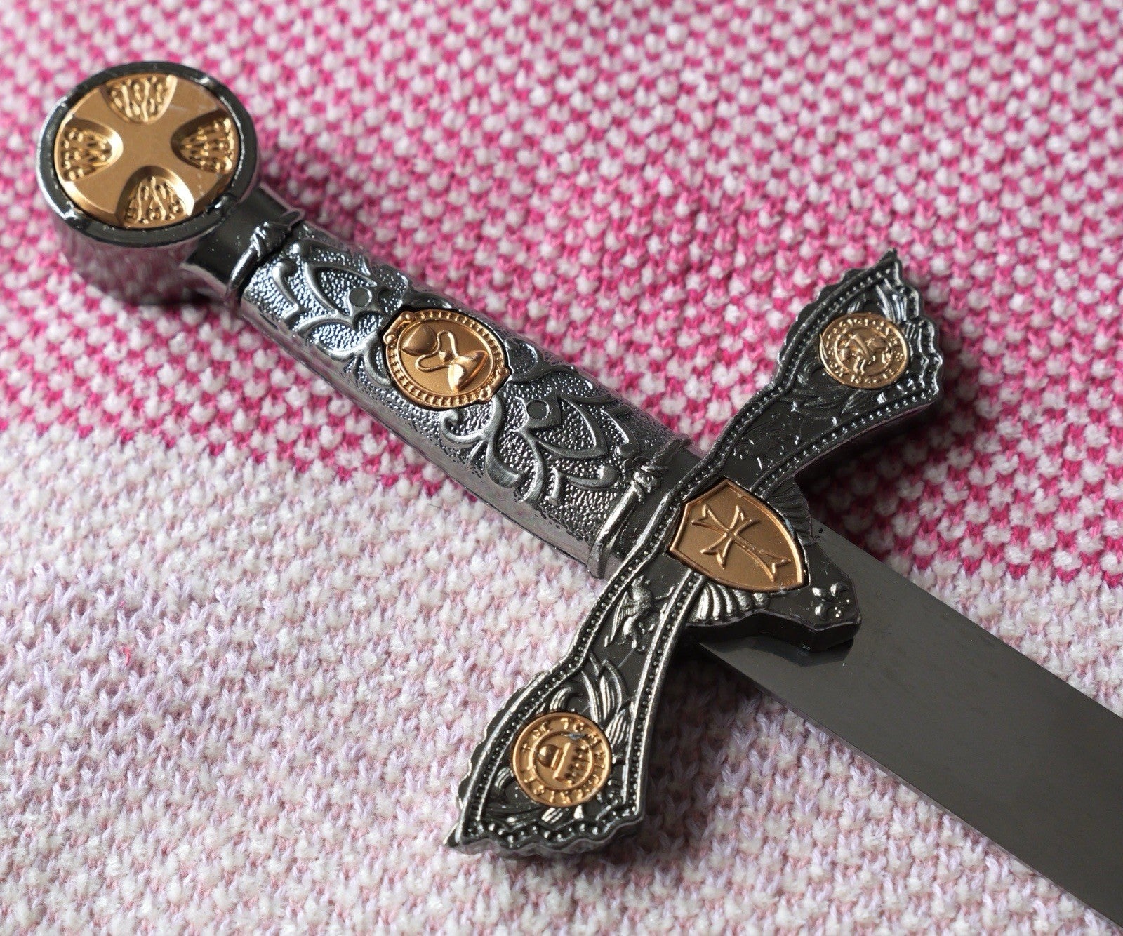 14” Knights Templar Dagger Ornate Gold Pewter Finish Stainless Steel Blade