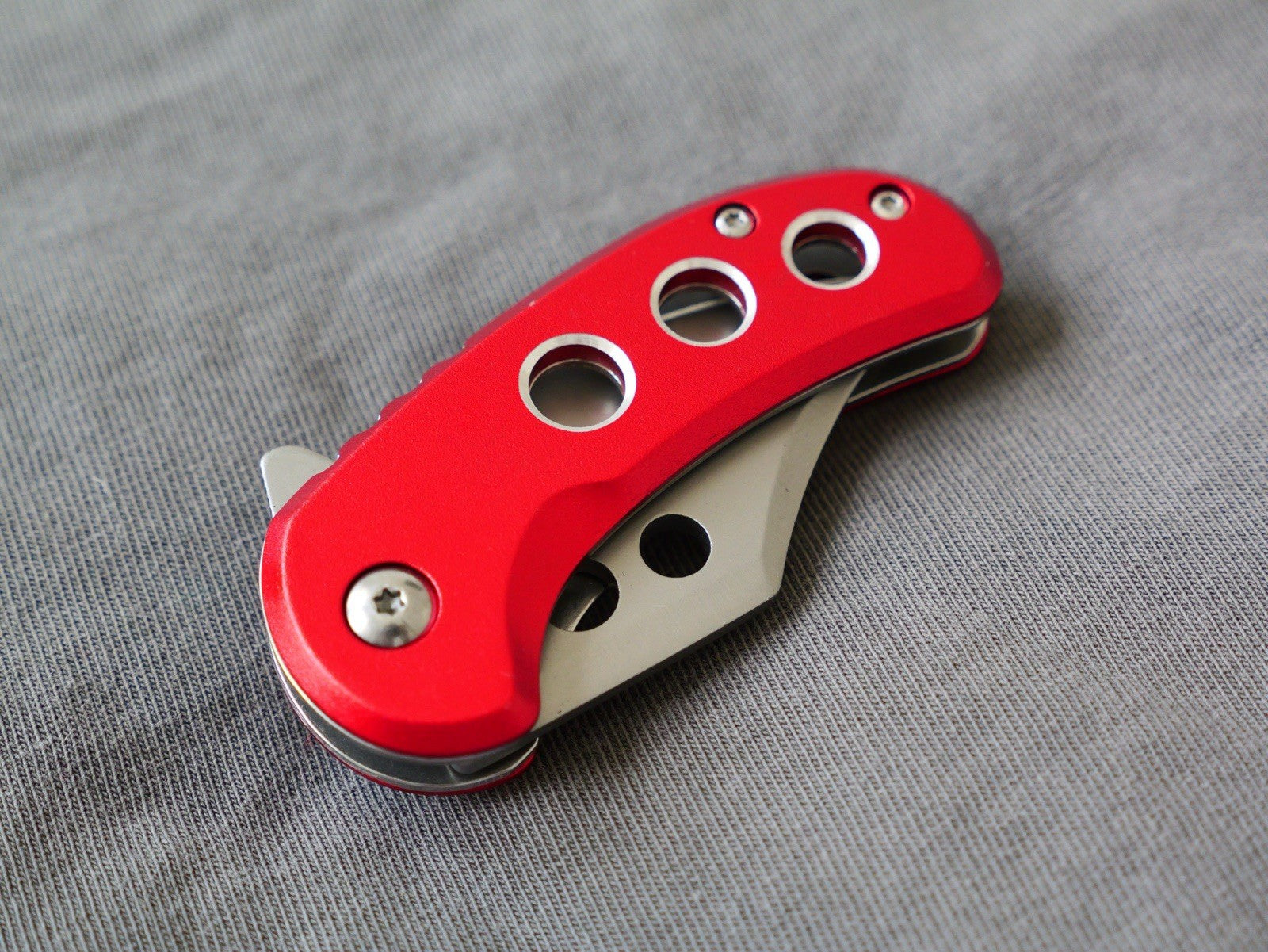 3” Mini Pocket Knife Red Manual Opening Full Metal Mcbee Style Small 2” Blade
